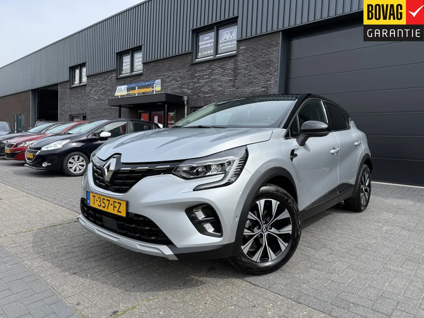 Renault Captur 1.0 TCe 90 techno | 1E EIGENAAR | 12MND GARANTIE | Grijs - 1