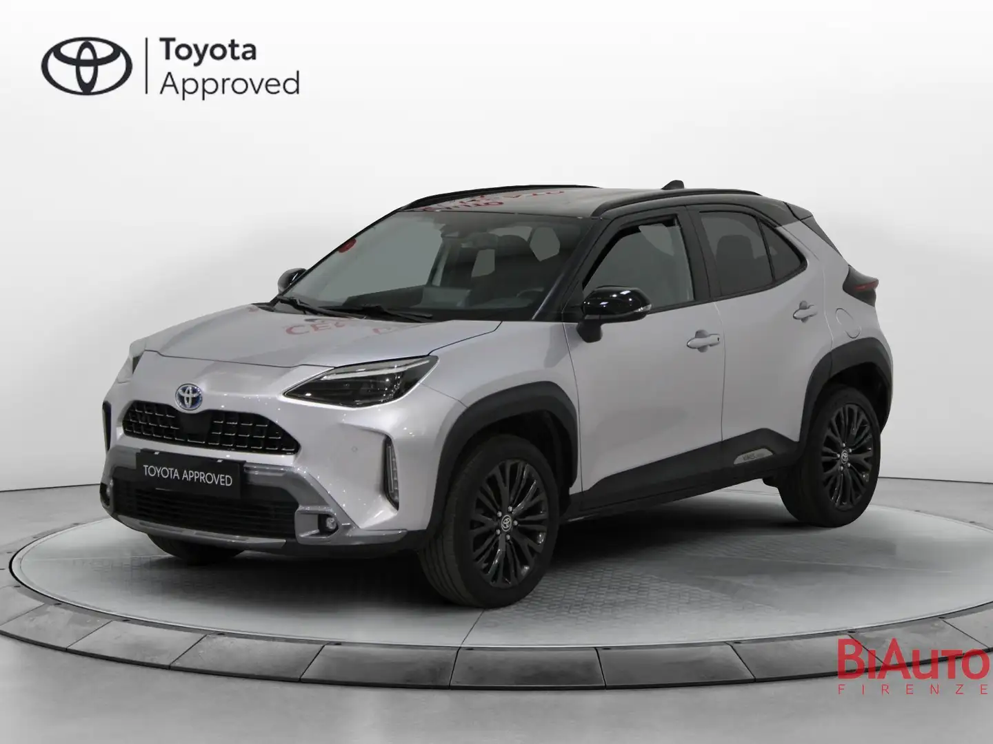 Toyota Yaris Cross Yaris Cross 1.5 Hybrid 5p. E-CVT Adventure Grigio - 1