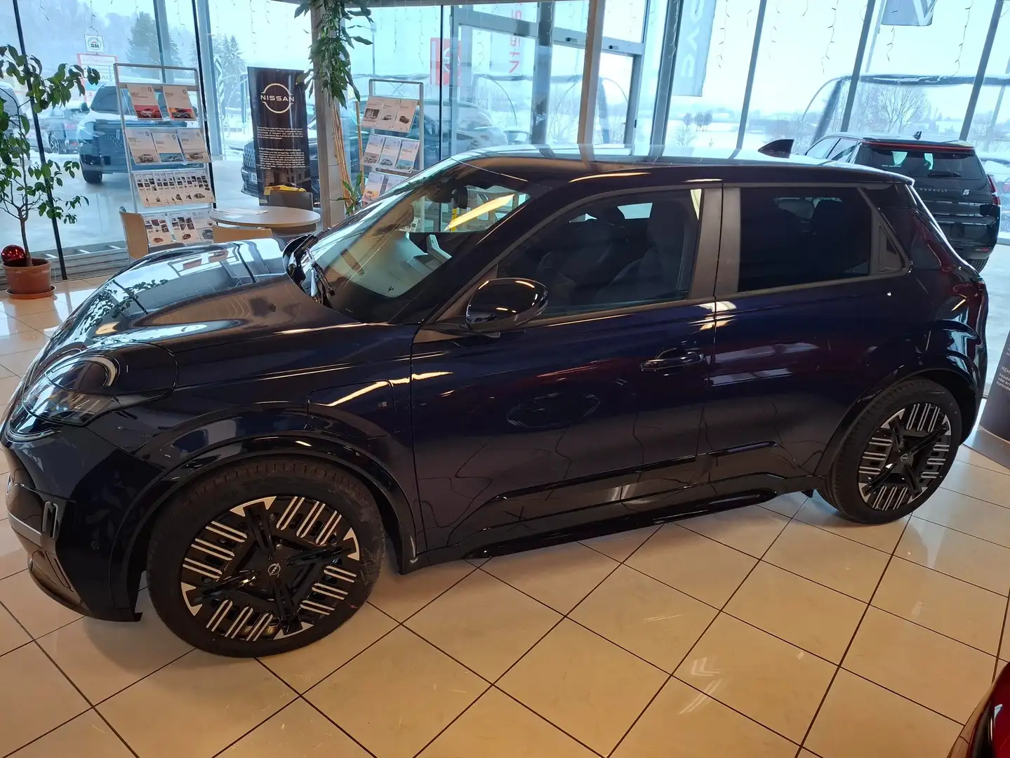 Nissan Micra Advance 110 kW Blau - 2