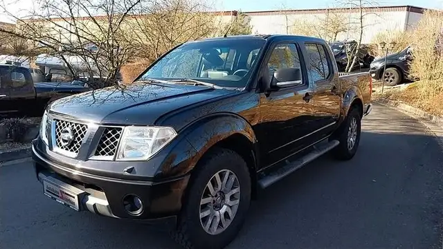 Nissan Navara Pickup Double Cab LE 4X4