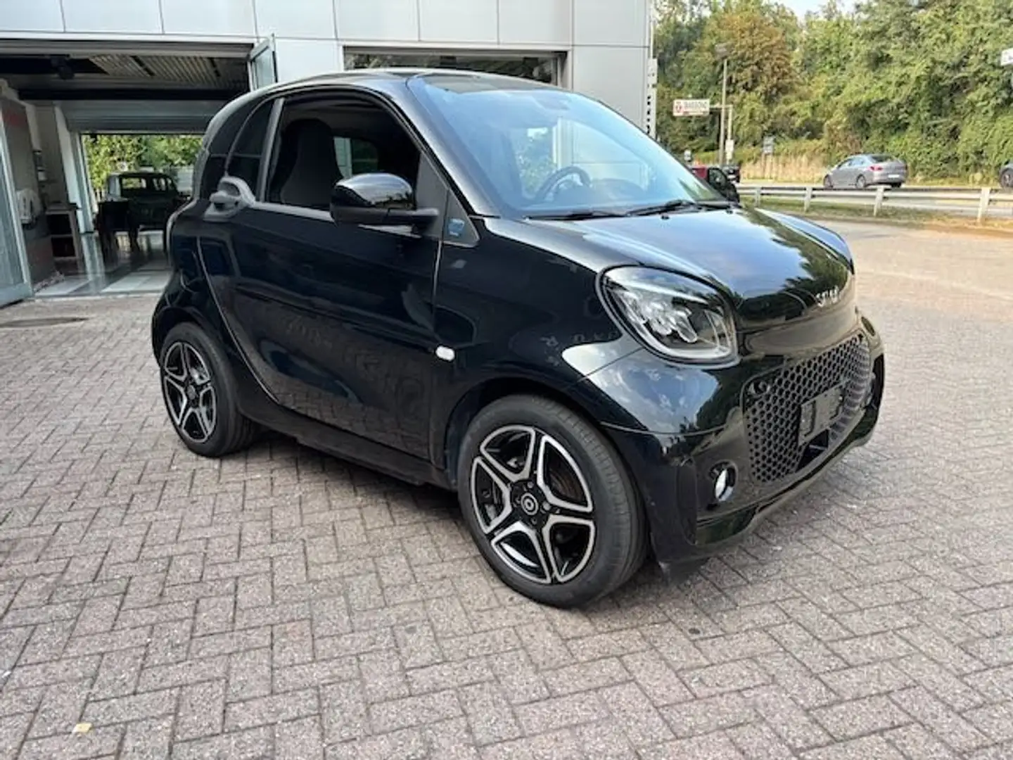 smart forTwo eq Pulse 22kW Nero - 2