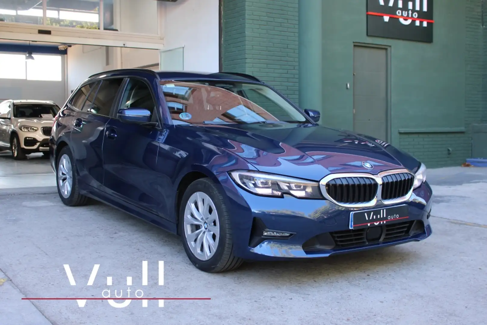 BMW 320 320dA xDrive Touring Azul - 1