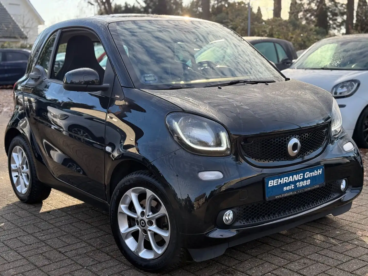 smart forTwo *PRIME*PANORAMA*NAVI*SITZHEIZUNG*TURBO* Schwarz - 1