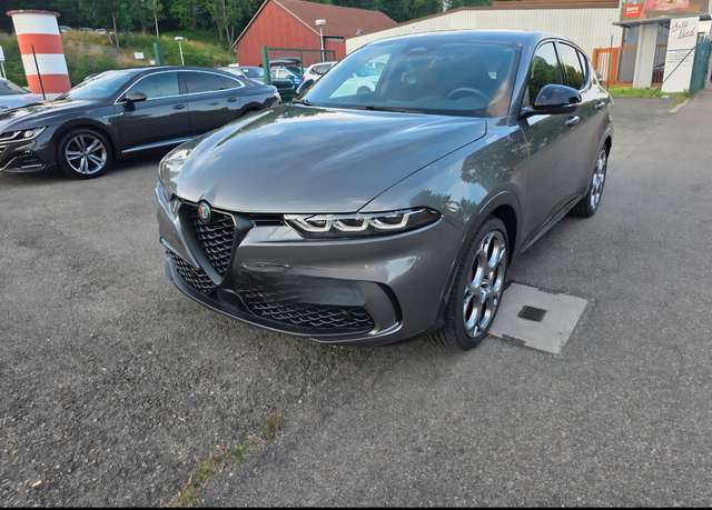 Imagine Alfa Romeo Tonale Tonale 1.5 T Hybrid Edizione Speciale
