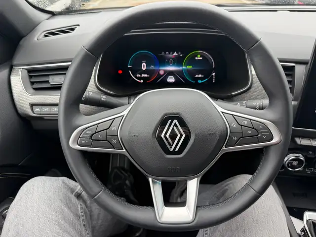 Renault Arkana view 10