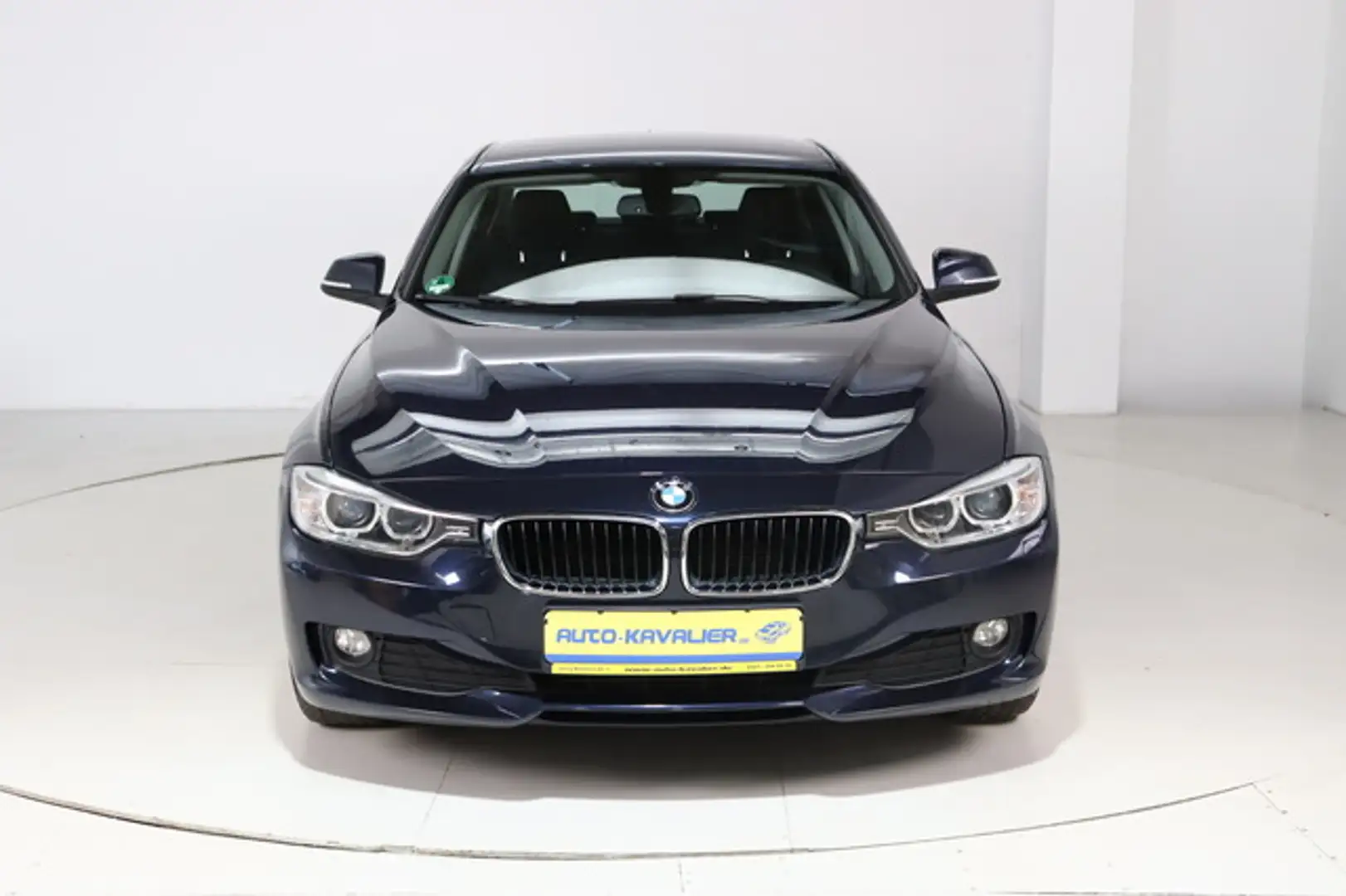 BMW 318 d * Navigation * Xenon Blau - 2