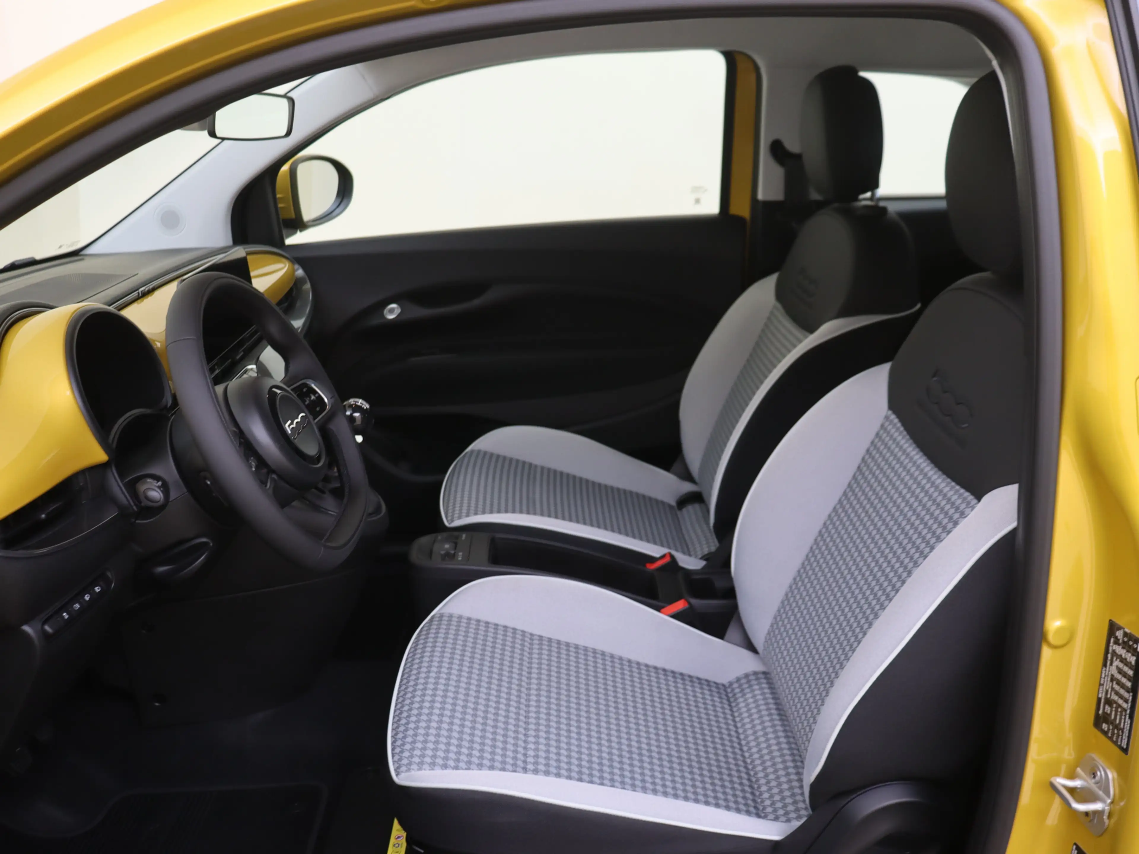 Fiat 500 1.0 Hybrid Torino Launch Edition DIRECT RIJDEN - V — photo 10