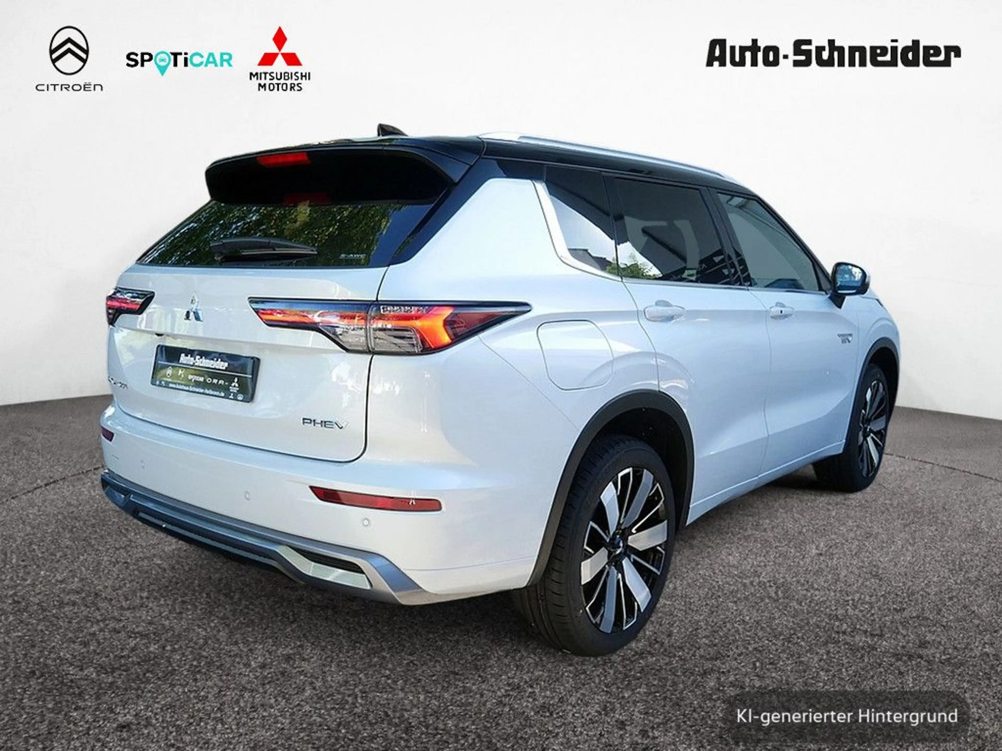 Mitsubishi Outlander 2.4l PHEV Diamant TOP LED PANO 360° — photo 4
