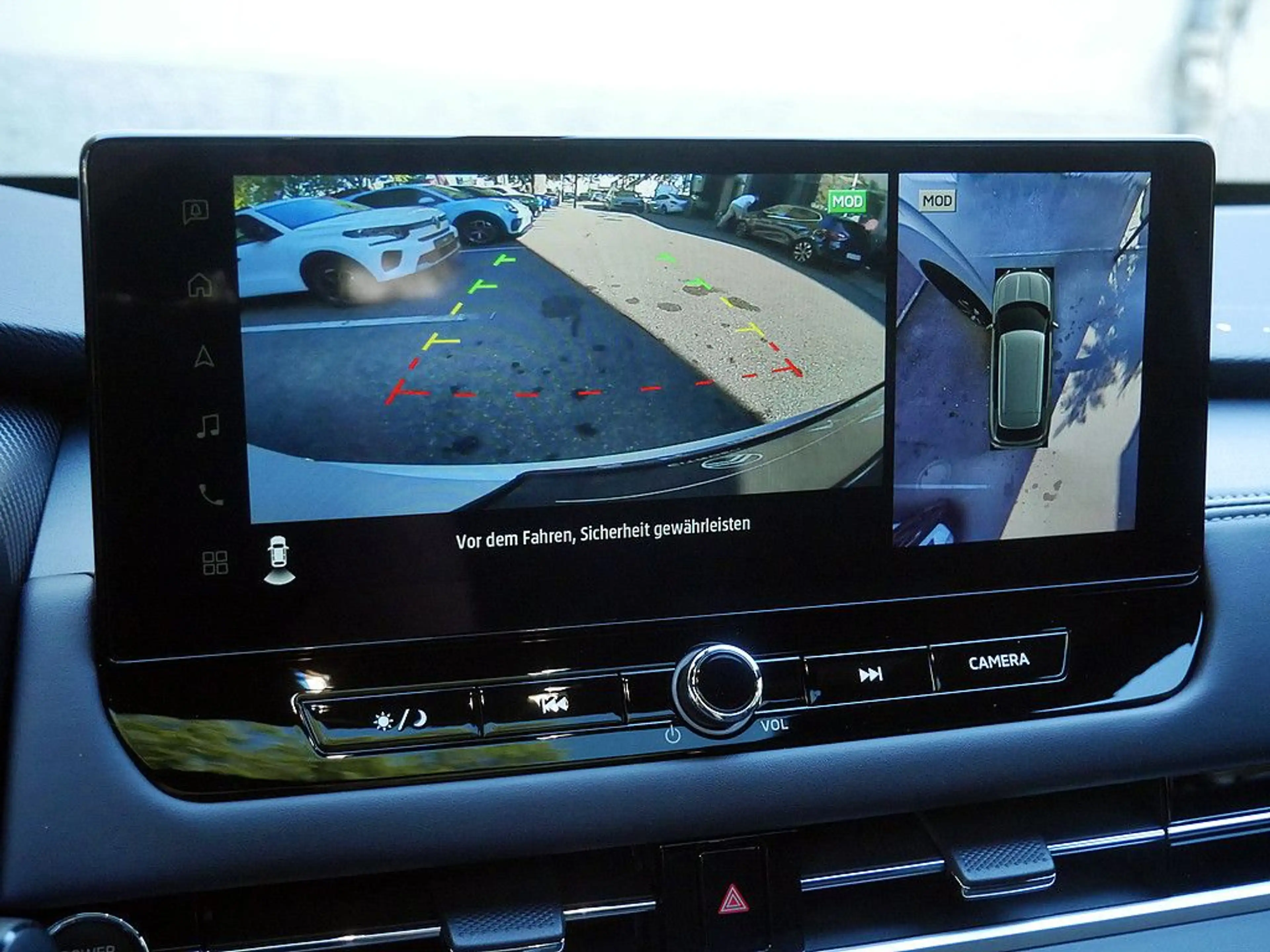 Mitsubishi Outlander 2.4l PHEV Diamant TOP LED PANO 360° — photo 14