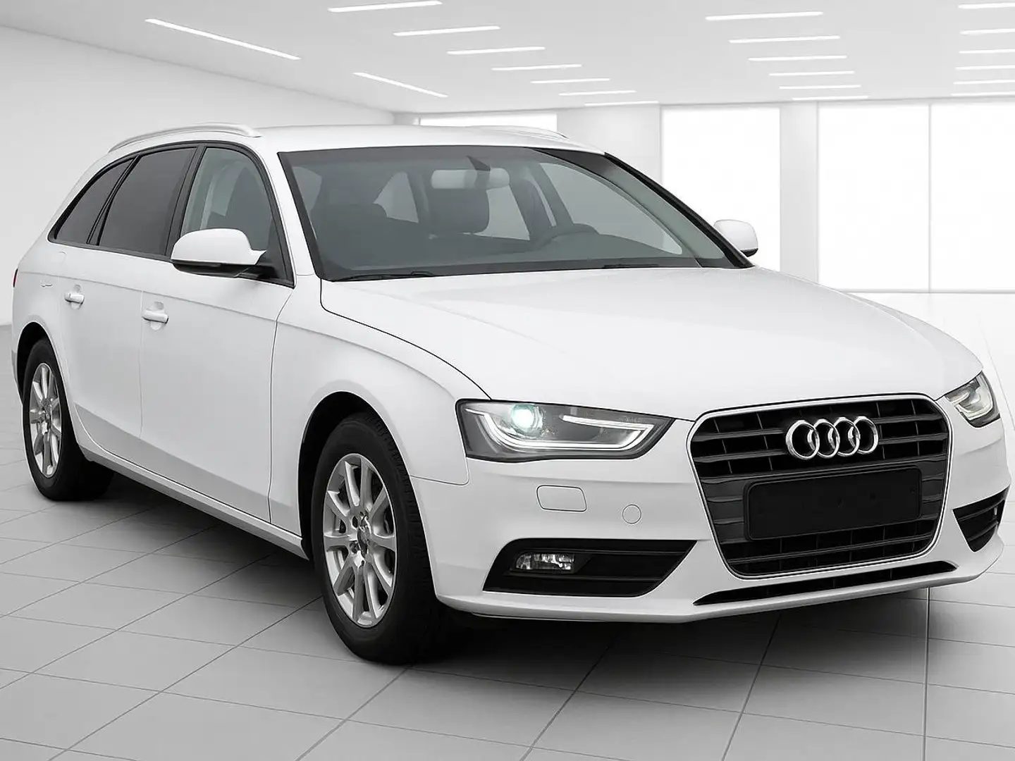 Audi A4 2.0 TDI clean diesel Multitronic "Attraction" Weiß - 2