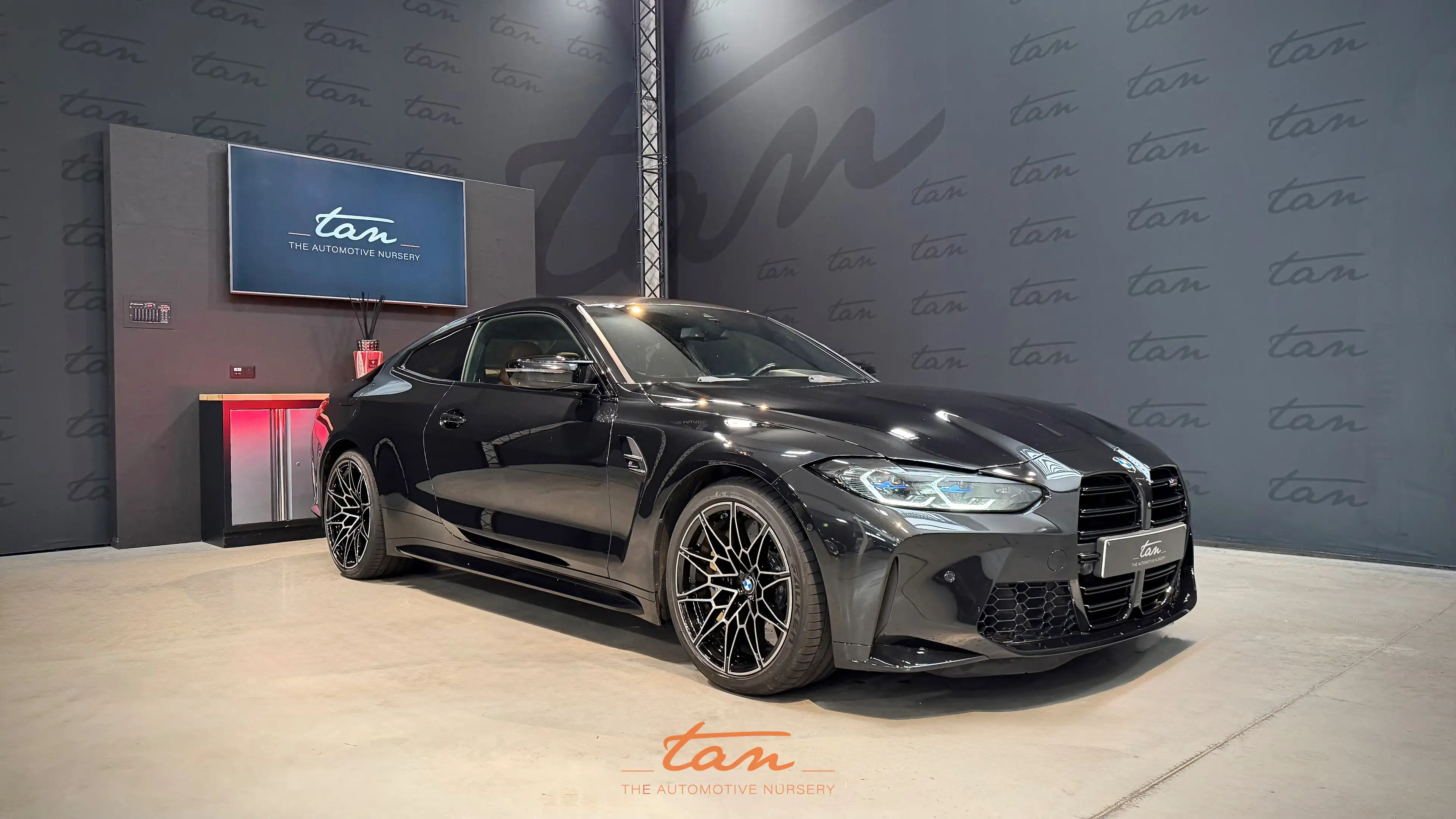 BMW M4 Competition M xDrive Coupé 3.0 AS - Ceramic Brakes - Belgium Car - Perfect Condition - Warranty