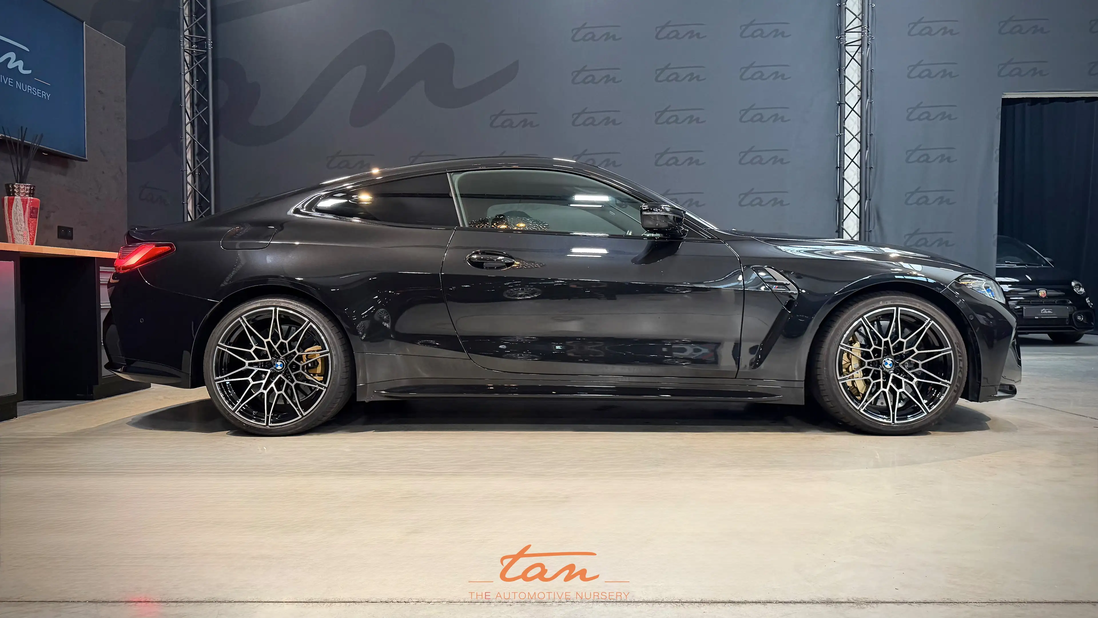 BMW M4 Competition M xDrive Coupé 3.0 AS - Ceramic Brakes - Belgium Car - Perfect Condition - Warranty — photo 4