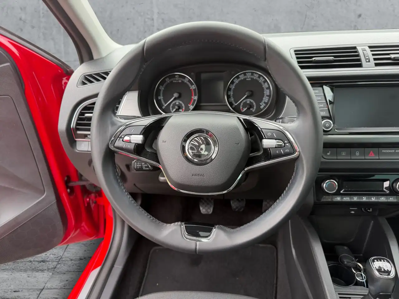 Skoda Fabia 1.0TSI DRIVE LED+NAV+APP+ACC+SHZ+2xPDC+DAB, миниатюра 10