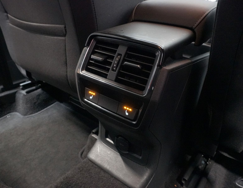 Skoda Karoq Style 1.5 TSI*TEMP*DAB*AHK*RFK*VC*LHZ — photo 14
