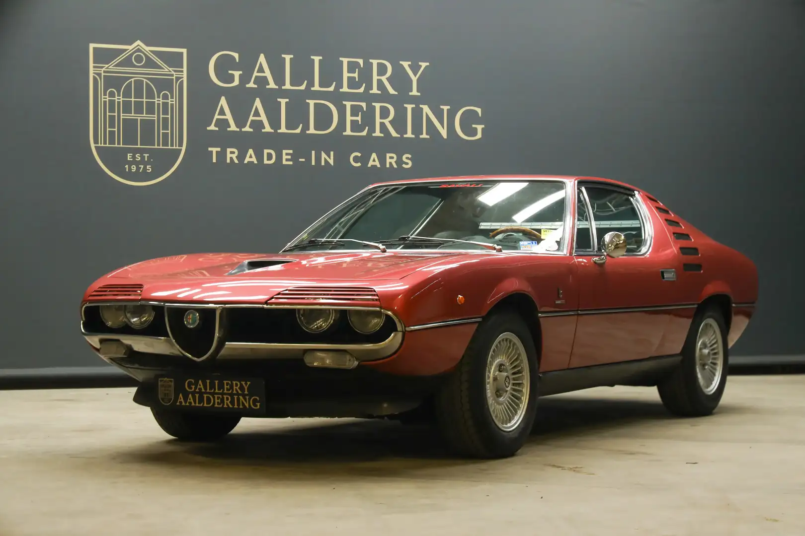 Alfa Romeo Montreal "For the best short story" Owned by the last owner Rot - 1