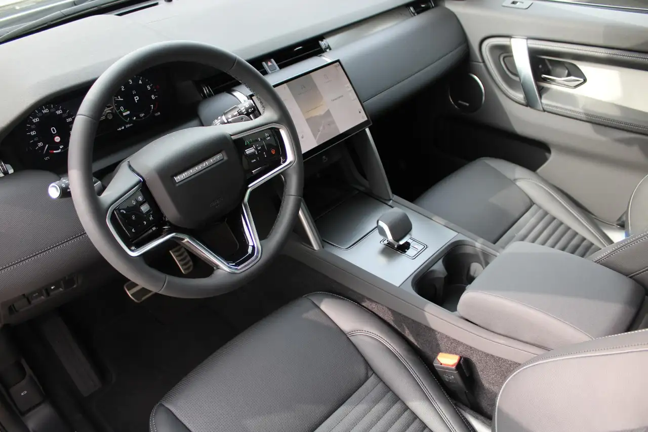 Land Rover Discovery Sport 2026
