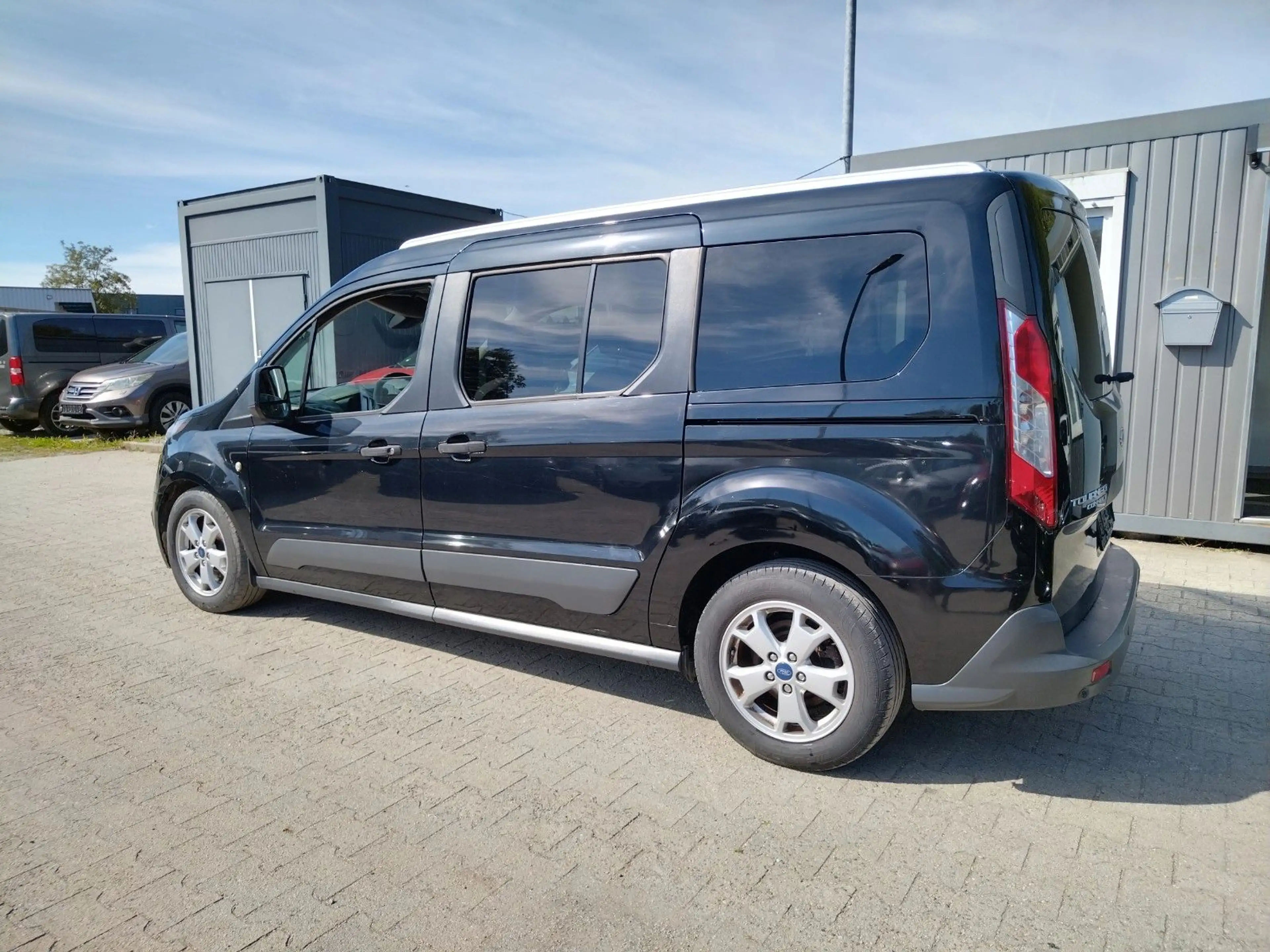 Ford Grand Tourneo Connect Trend+AUTOMATIK+KLIMA+SHZ — photo 4