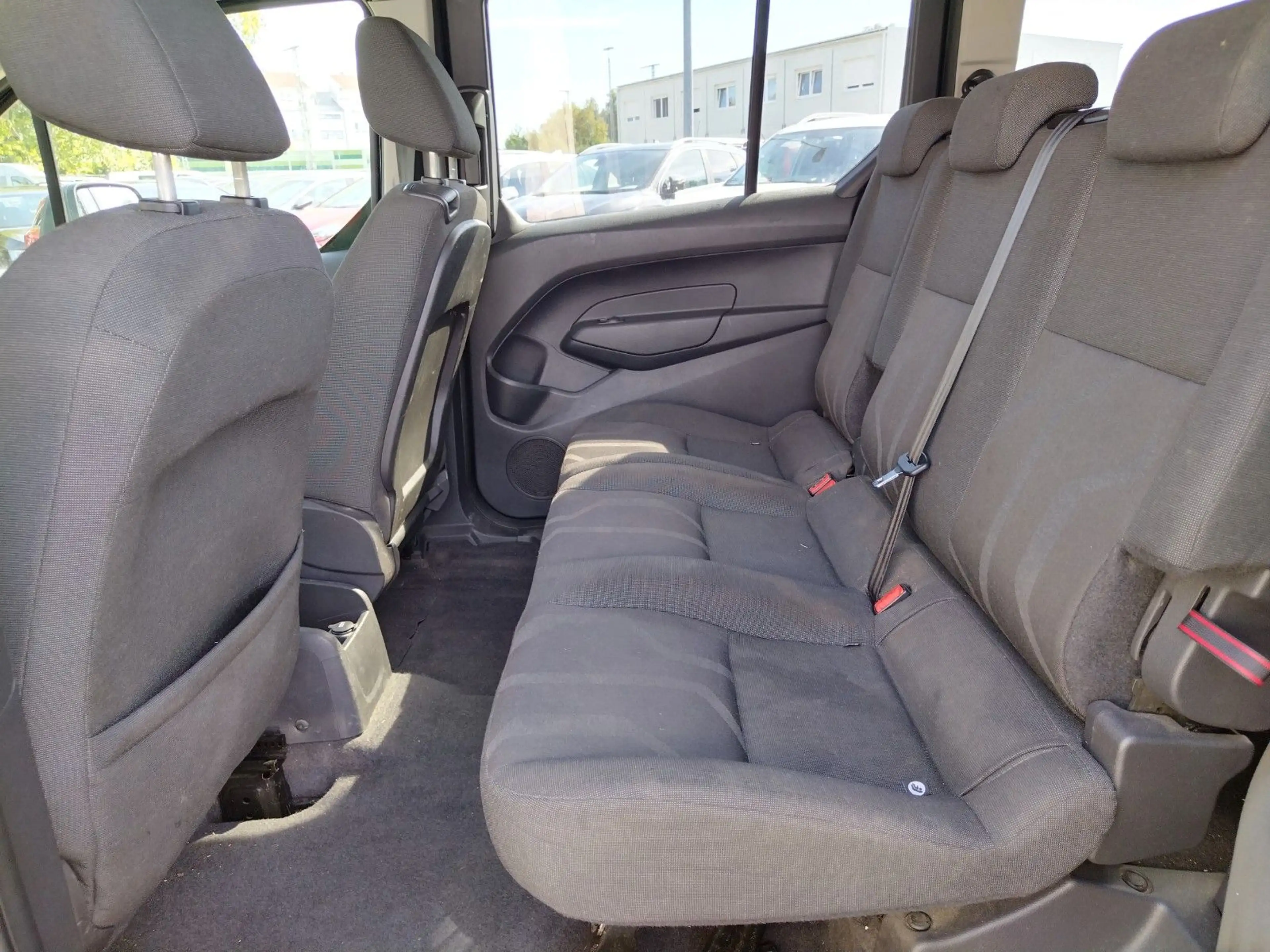 Ford Grand Tourneo Connect Trend+AUTOMATIK+KLIMA+SHZ — photo 11