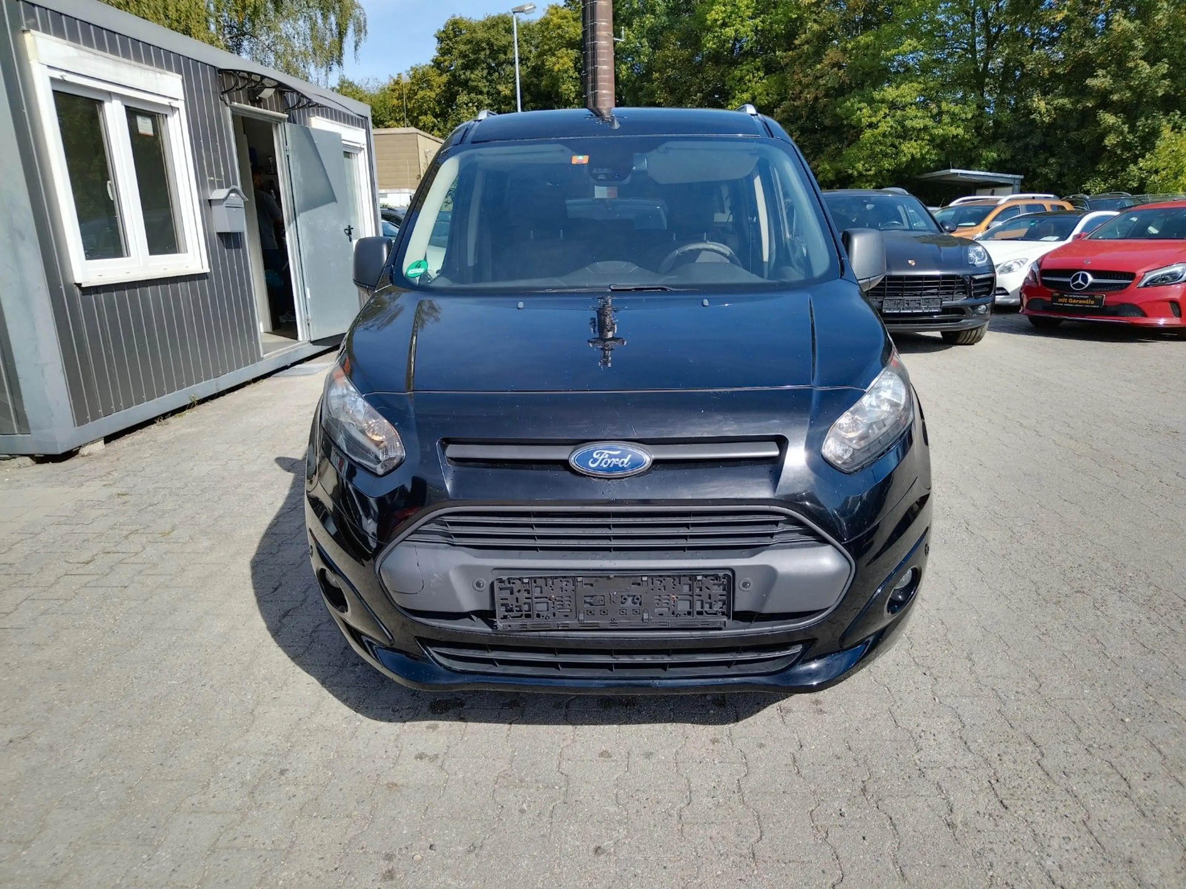 Ford Grand Tourneo Connect Trend+AUTOMATIK+KLIMA+SHZ — photo 3