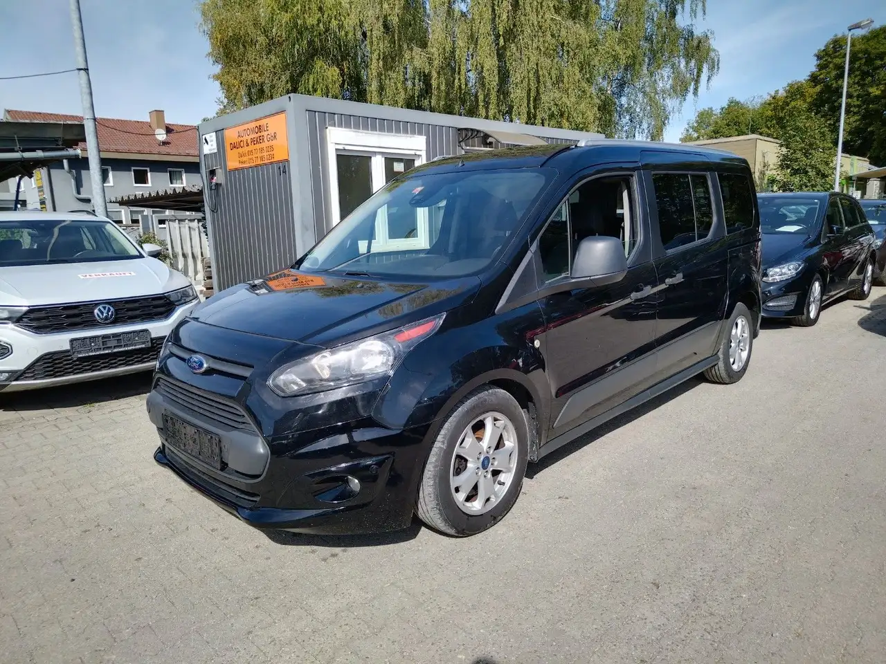 Ford Grand Tourneo