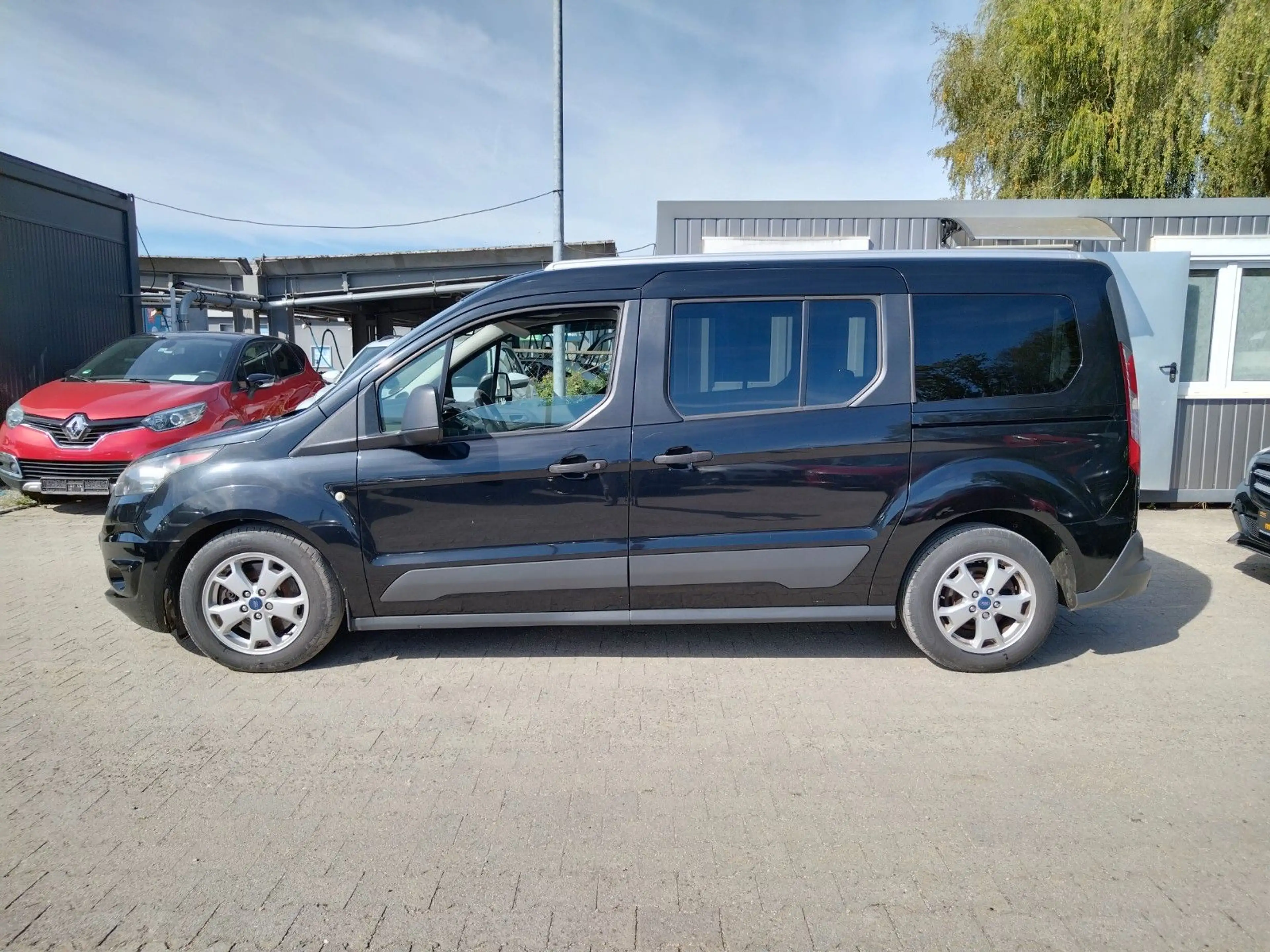 Ford Grand Tourneo Connect Trend+AUTOMATIK+KLIMA+SHZ — photo 2