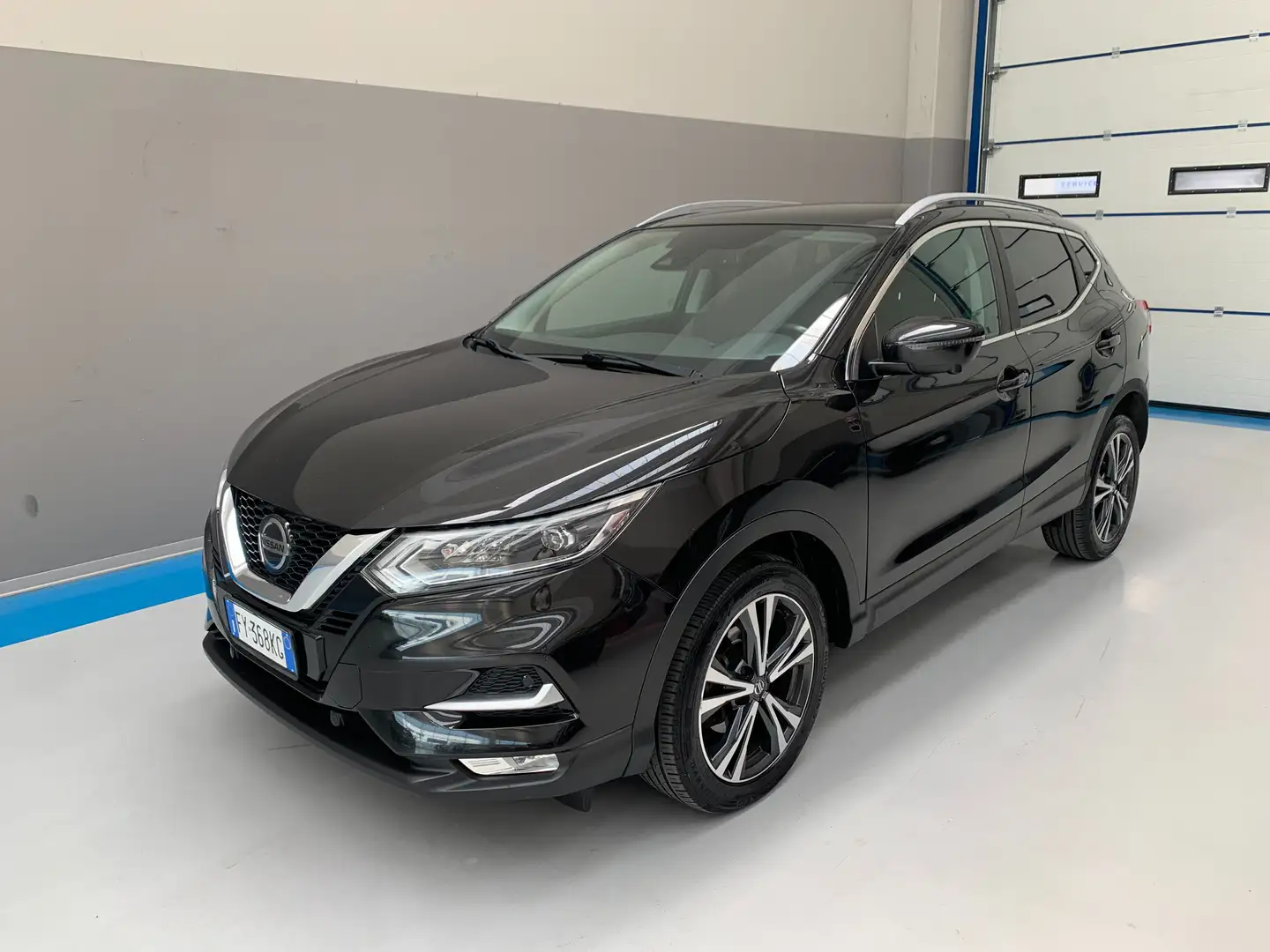 Nissan Qashqai 1.5 dCi N-Connecta Nero - 1