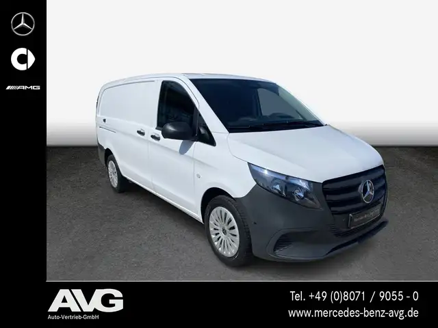 Mercedes-Benz Vito view 3