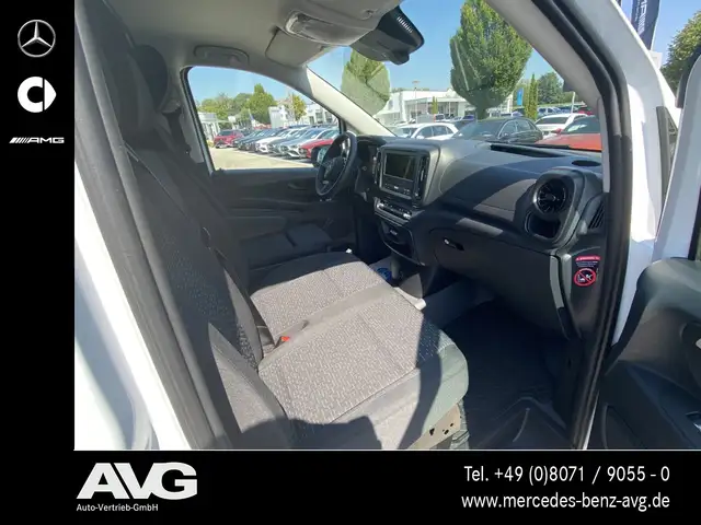 Mercedes-Benz Vito view 9