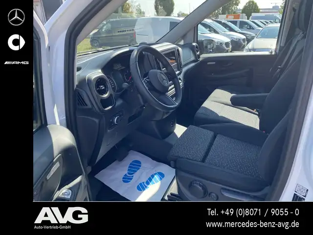 Mercedes-Benz Vito view 8
