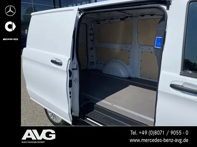 Mercedes-Benz Vito view 10