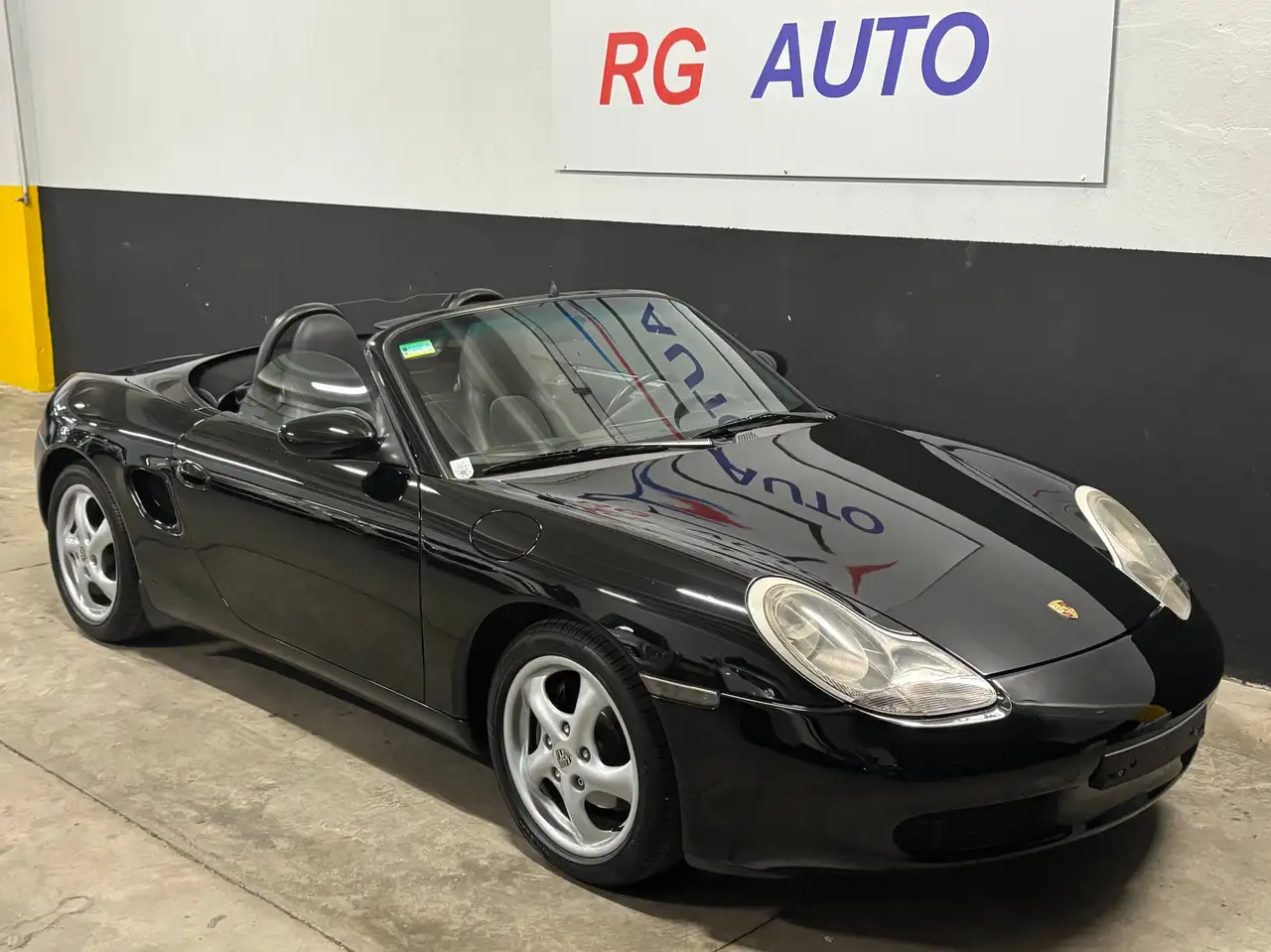 Porsche Boxster 2.7, foto 2