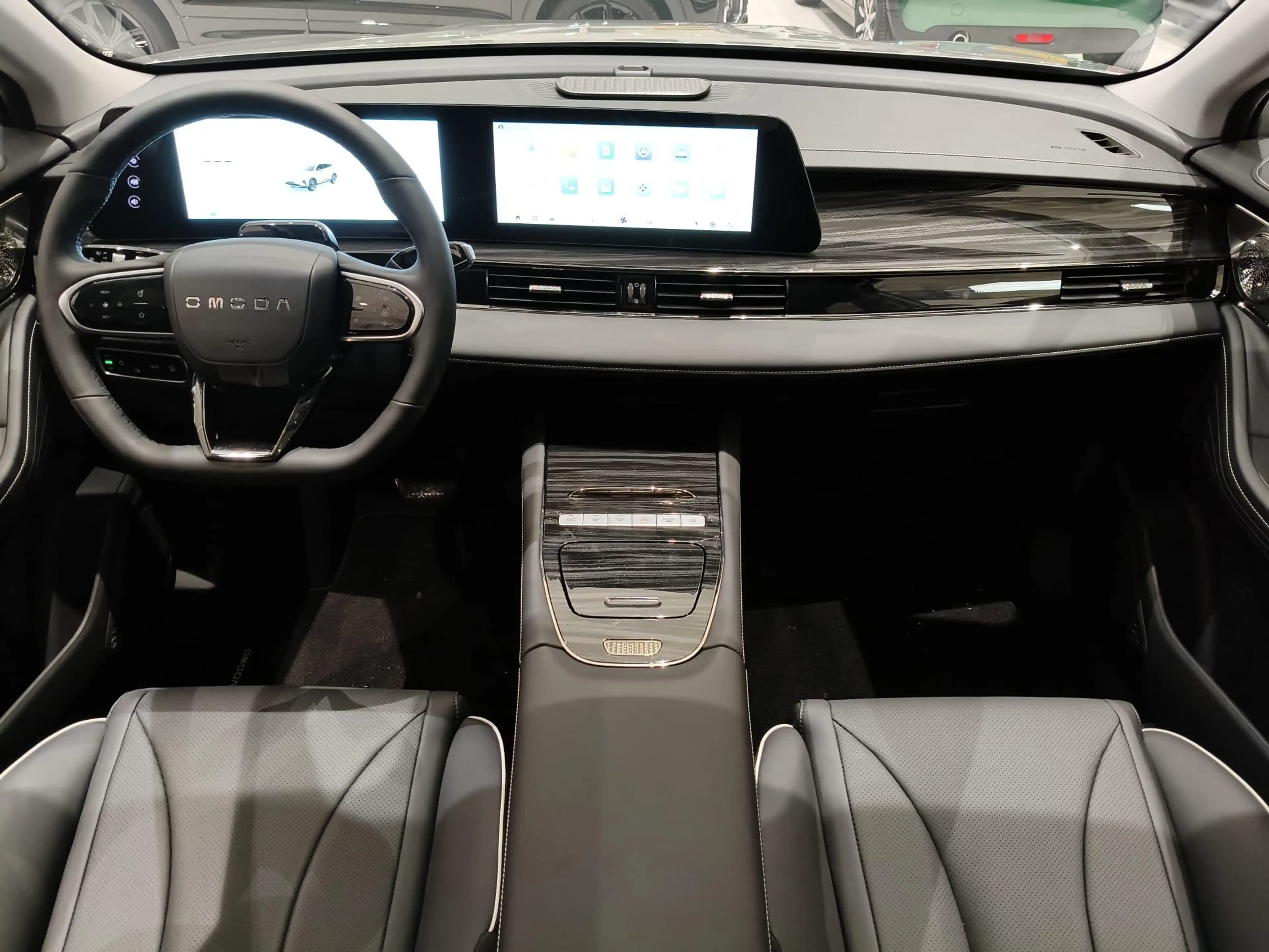 Omoda 5 EV Premium 61 kWh | Demo | Panoramadak | Stoelverw — photo 3
