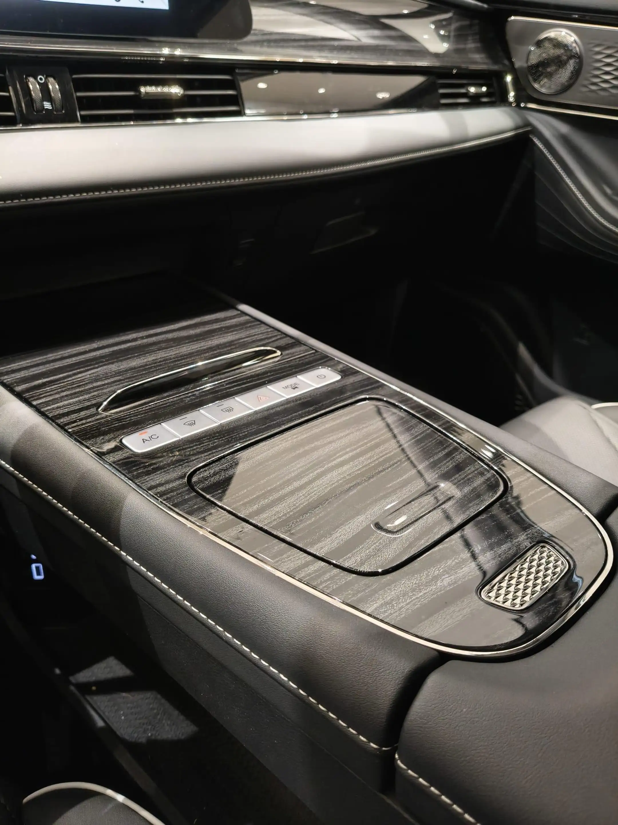 Omoda 5 EV Premium 61 kWh | Demo | Panoramadak | Stoelverw — photo 33