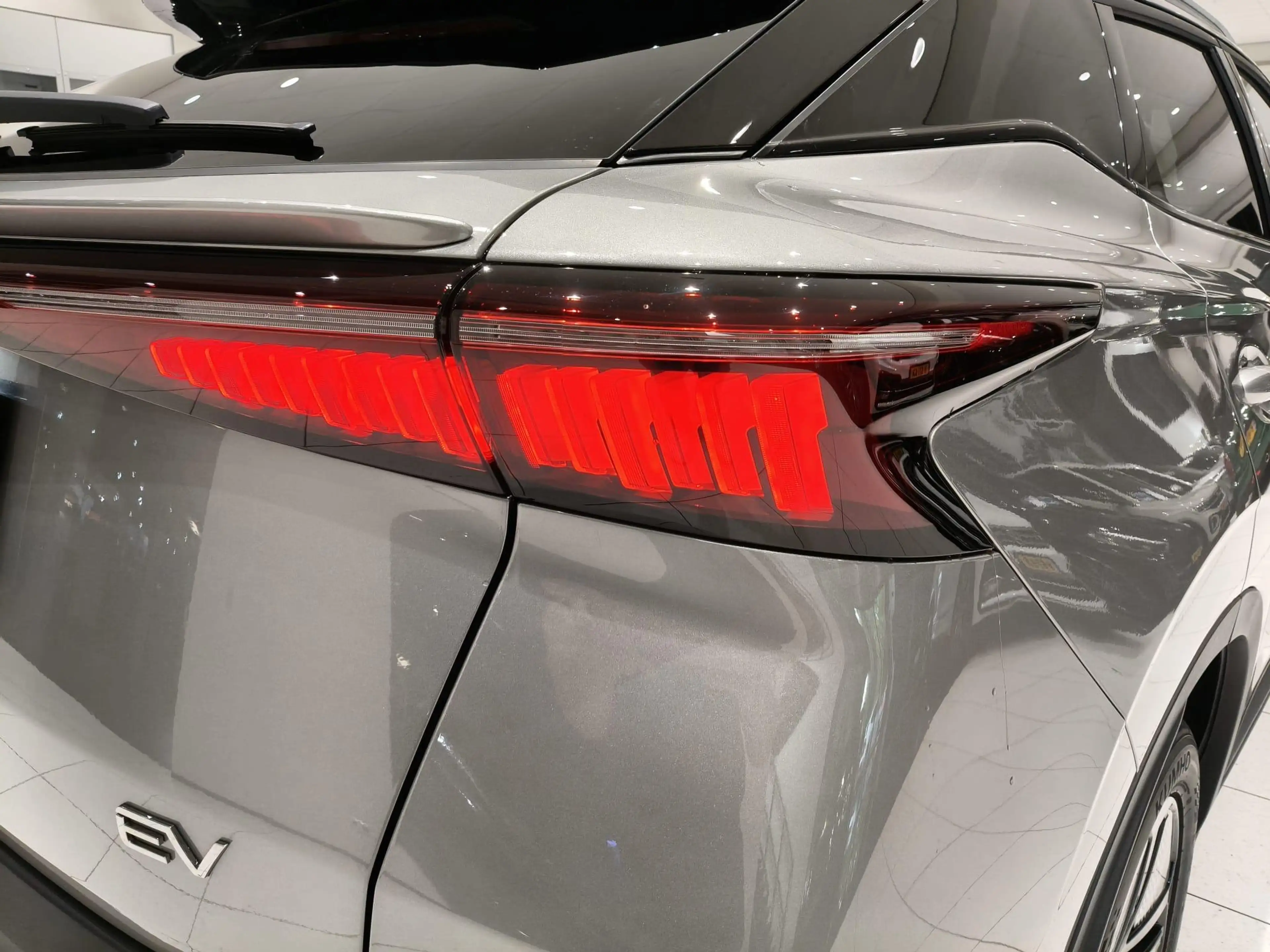 Omoda 5 EV Premium 61 kWh | Demo | Panoramadak | Stoelverw — photo 35