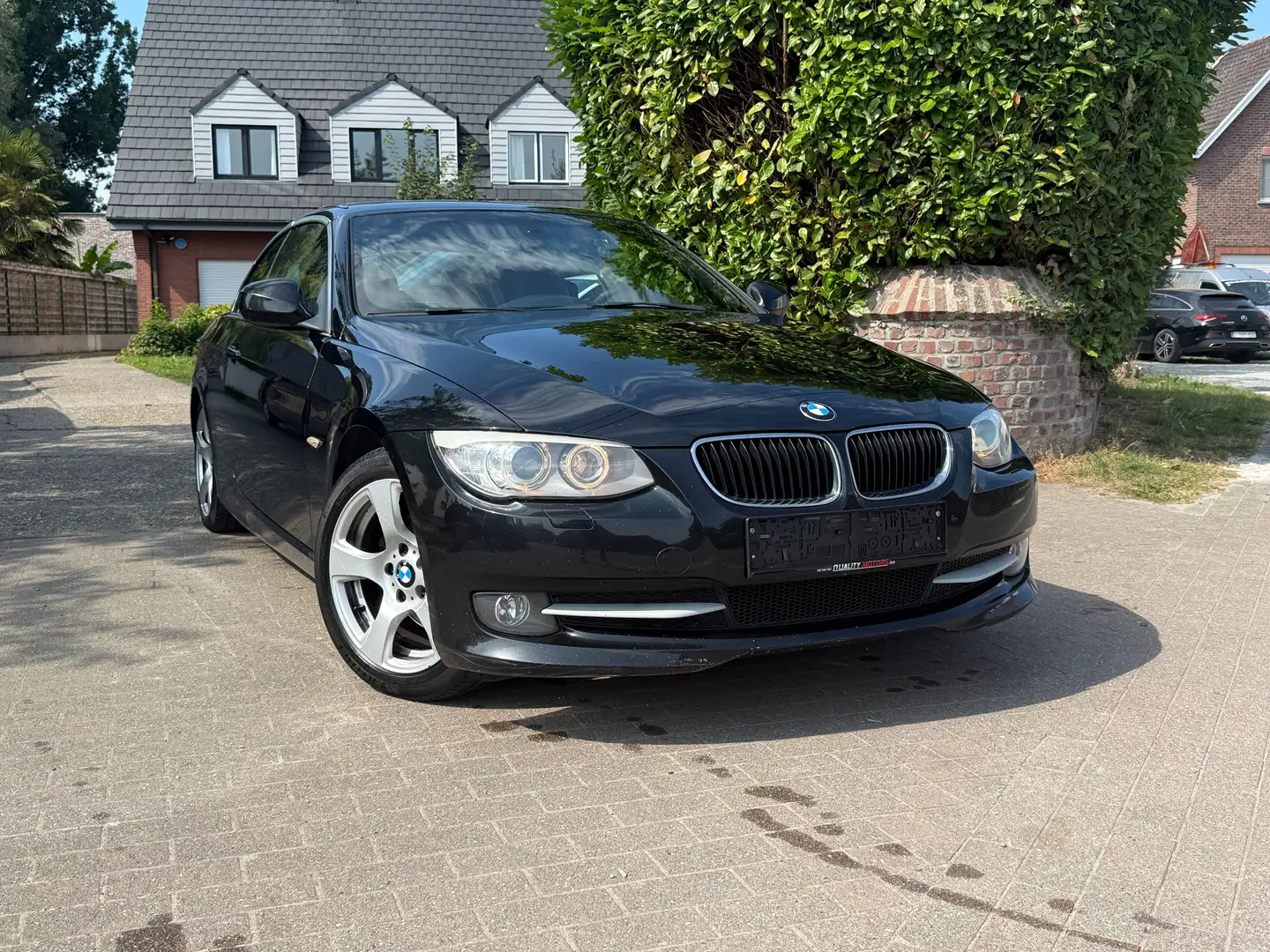 BMW 320 320d DPF Cabrio Чорний - 2
