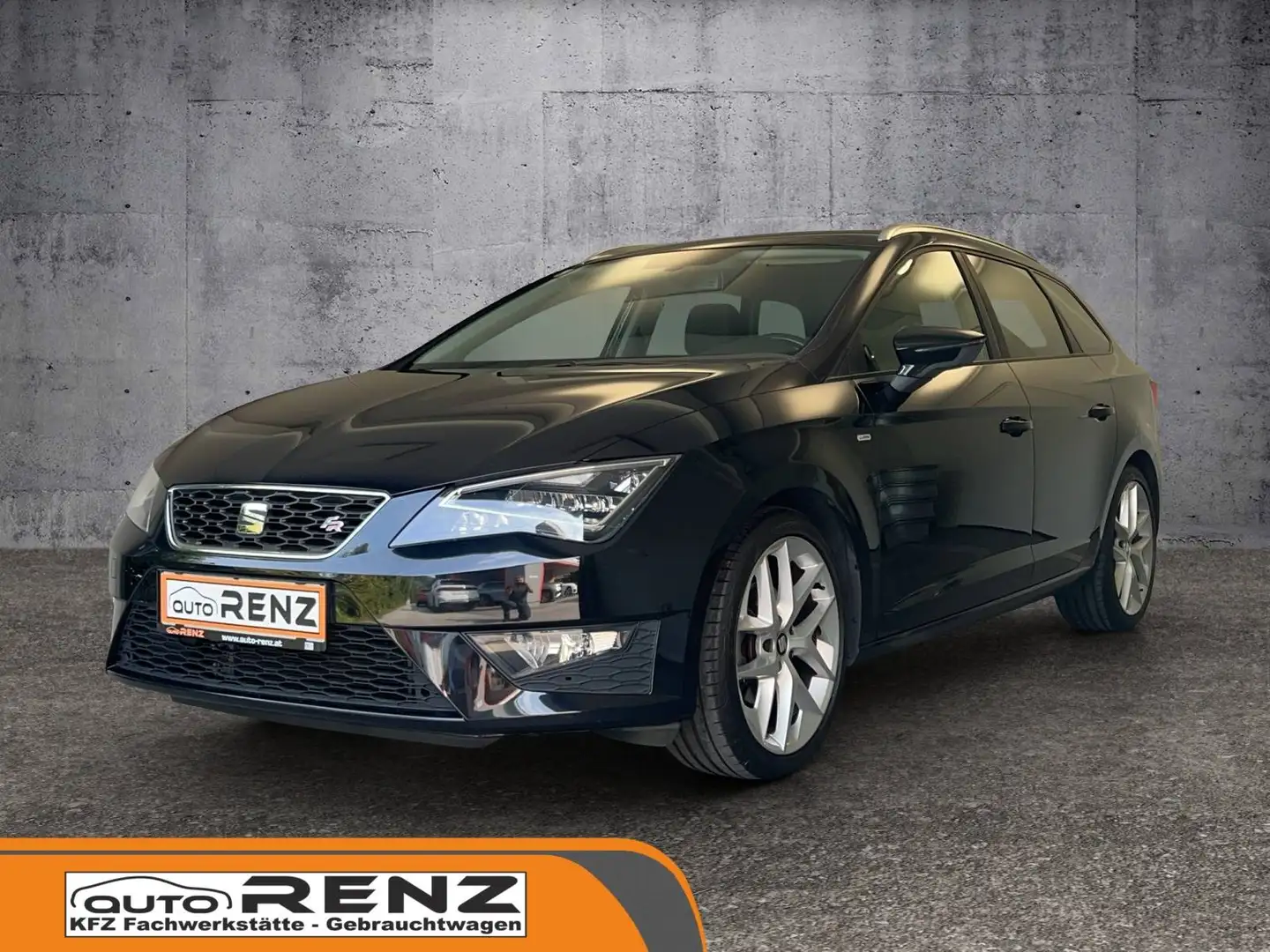 SEAT Leon FR ST Schwarz - 1