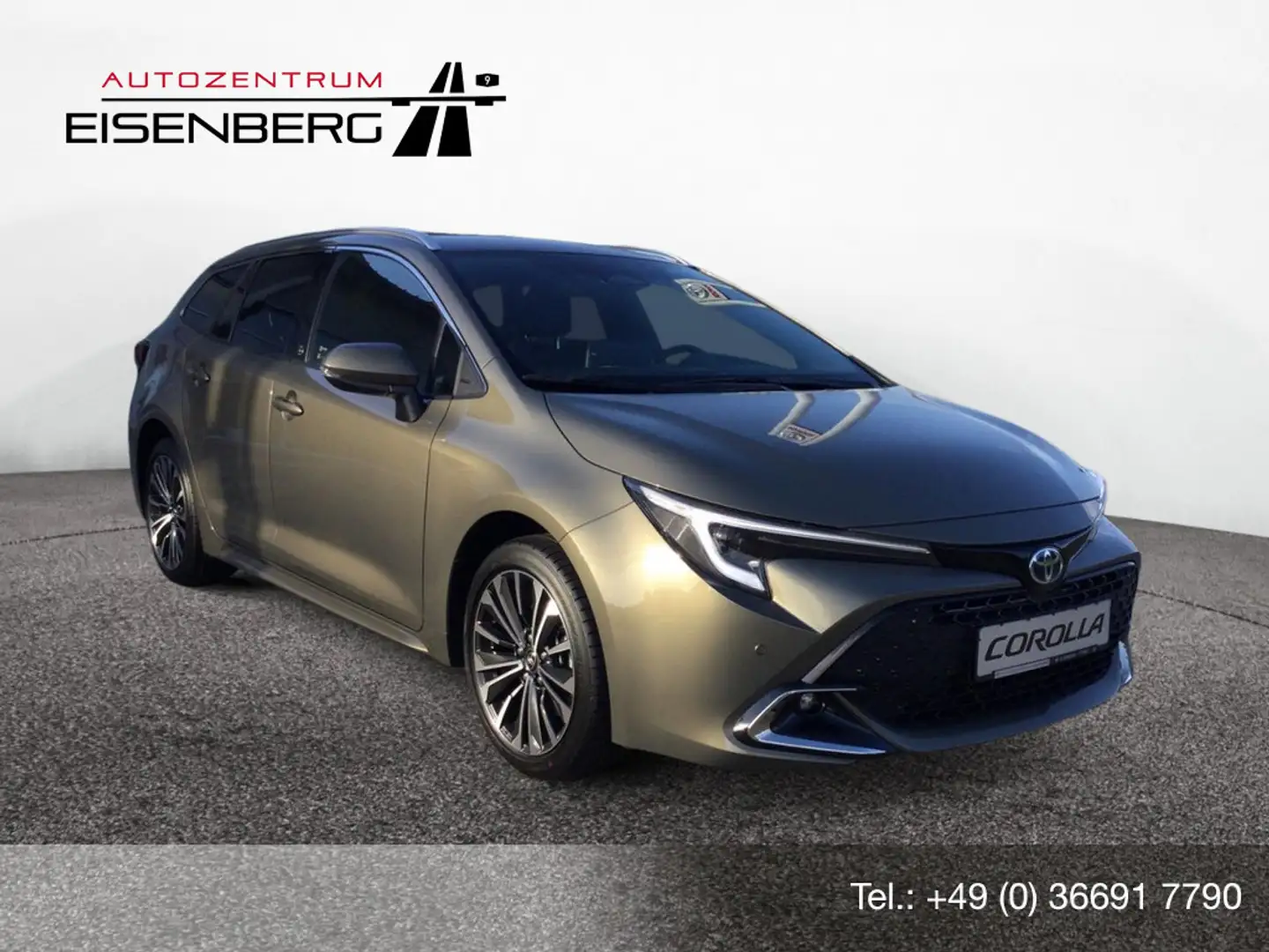 Toyota Corolla Touring Sports 2.0 Hybrid Team D Brons - 1