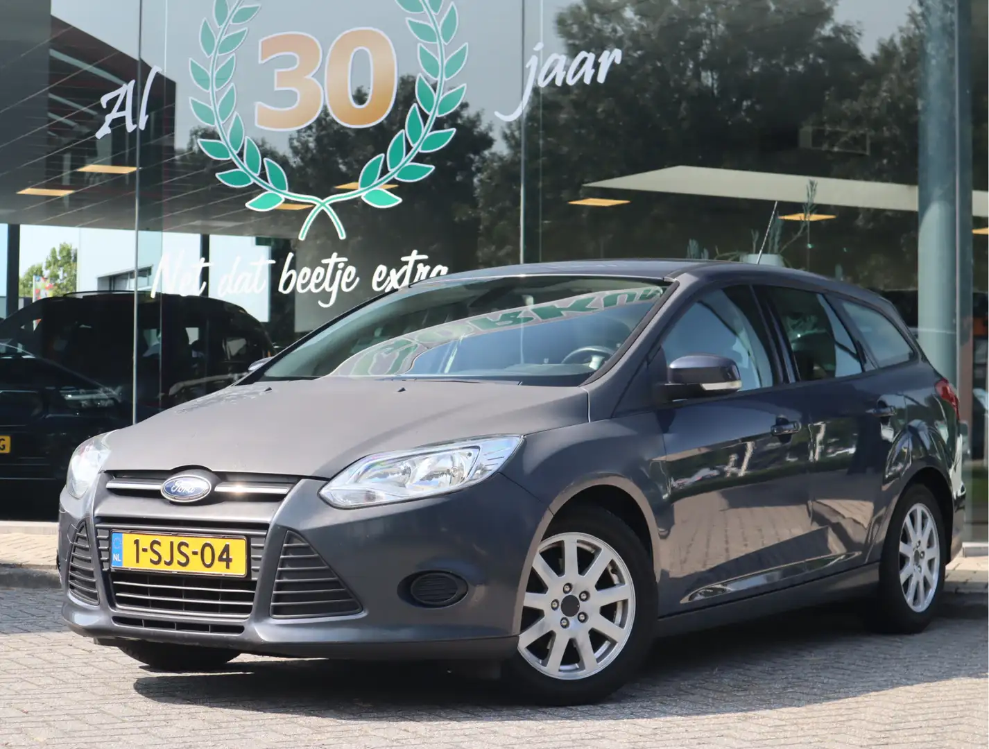Ford Focus Wagon 1.6 TDCI ECOnetic Lease Trend Gris - 1