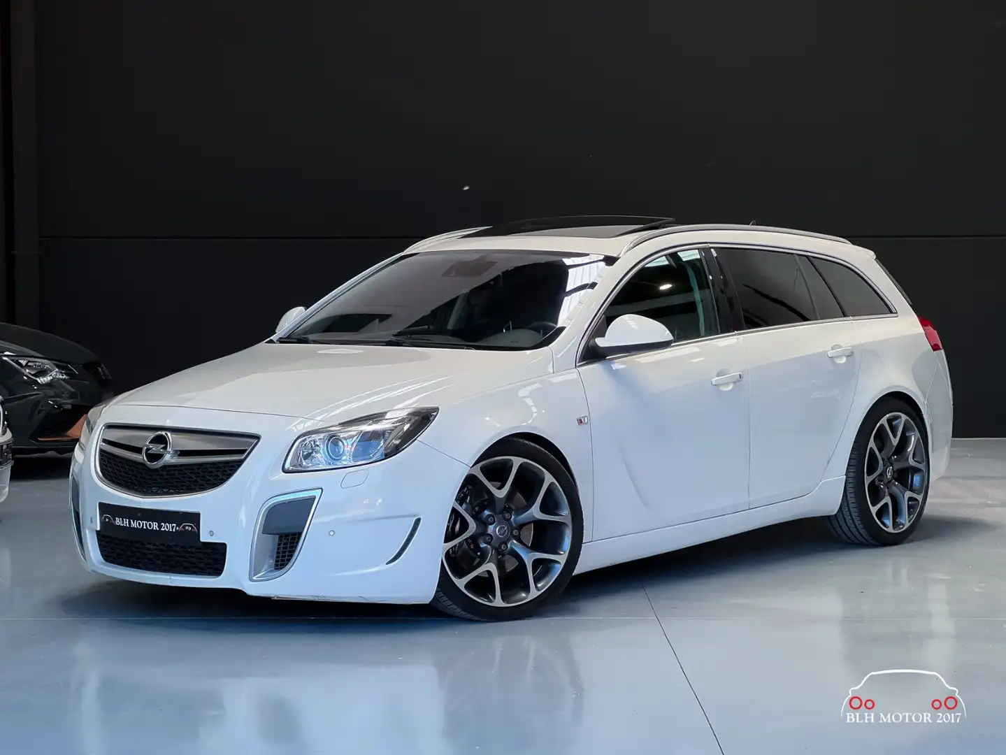 Opel Insignia Sports Tourer 2.8 V6 Turbo OPC Blanco - 1