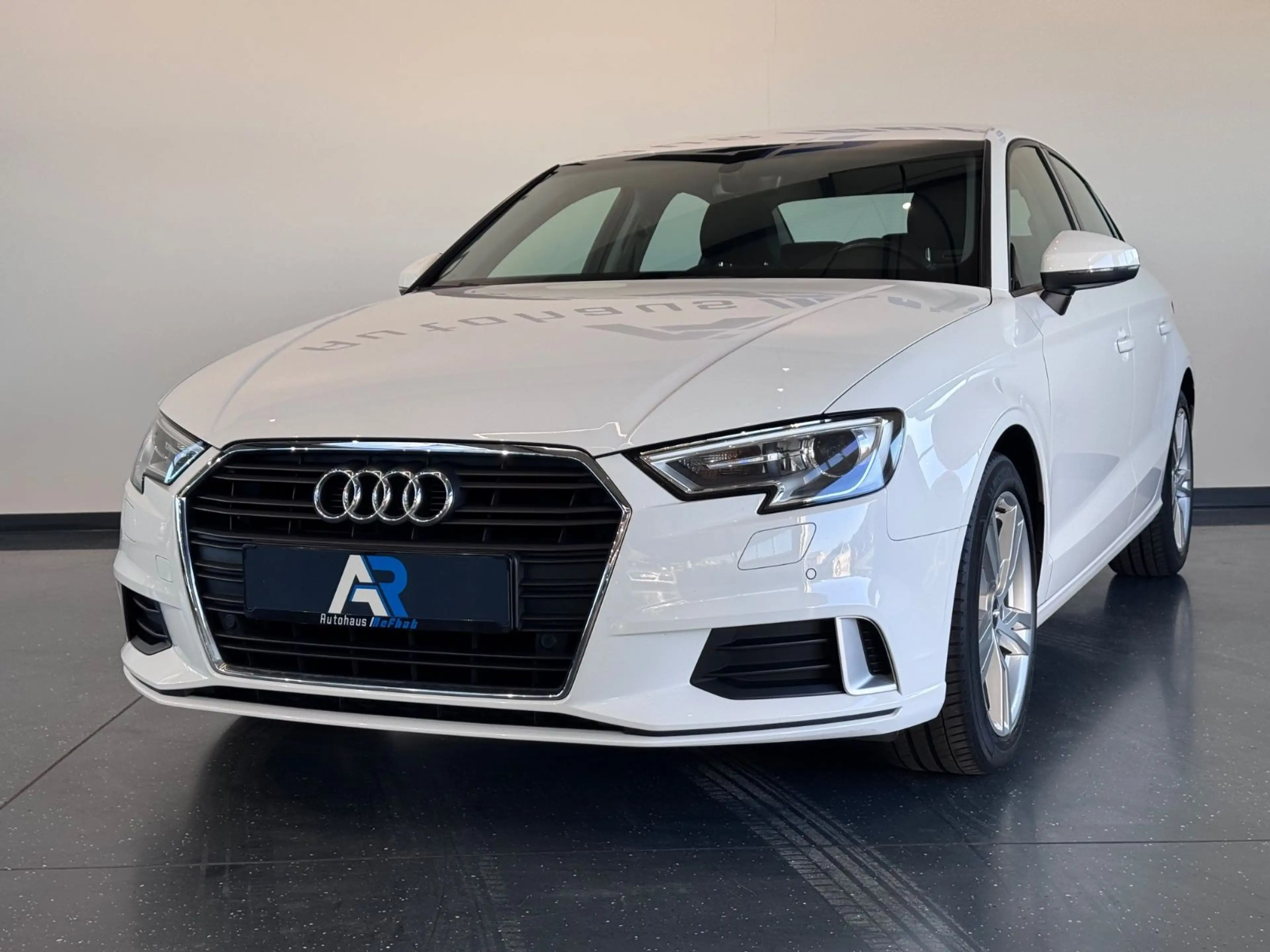 Audi A3 Limousine sport*PDC*SHZ* — photo 3