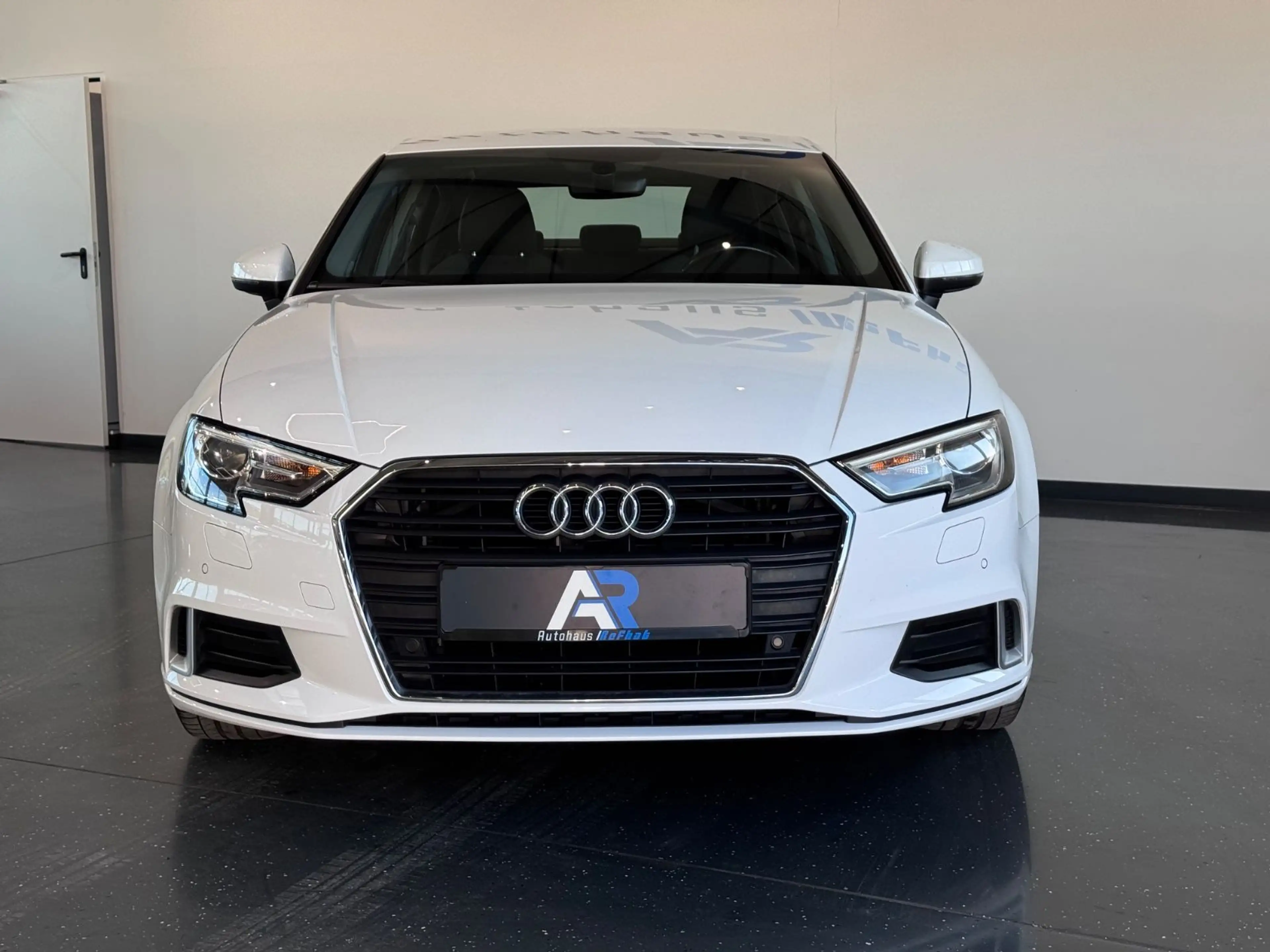 Audi A3 Limousine sport*PDC*SHZ* — photo 4