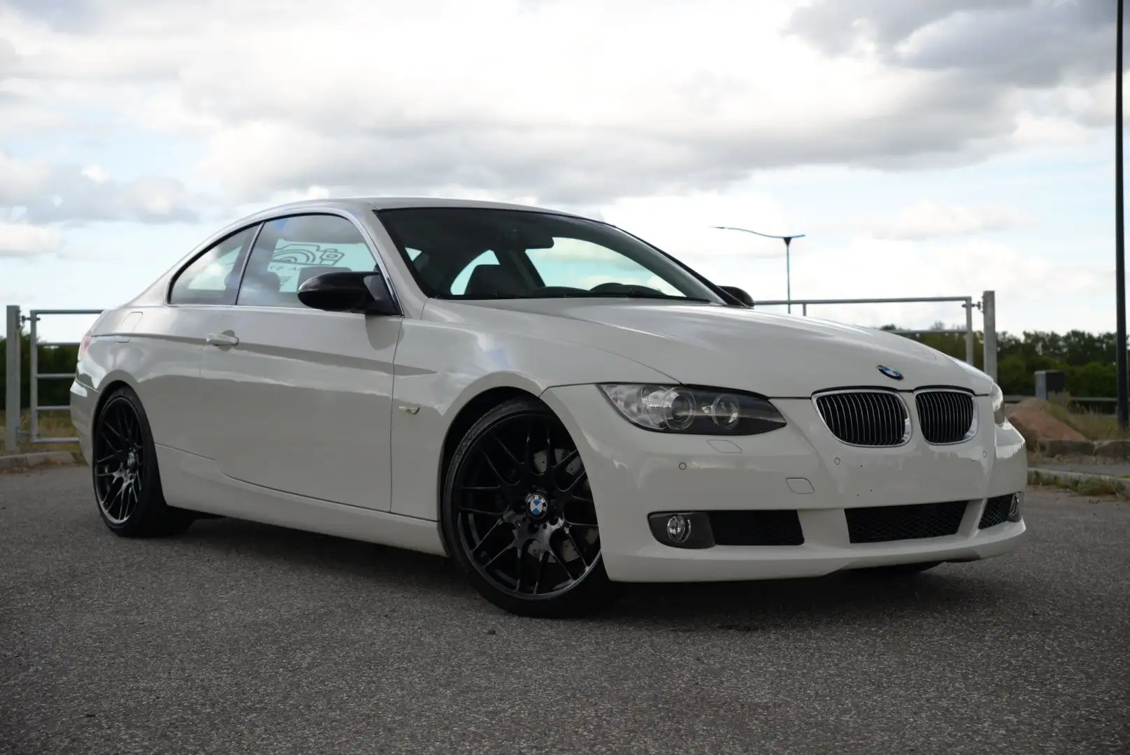 BMW 330 Coupe - N52B30 Motorcode Weiß - 1