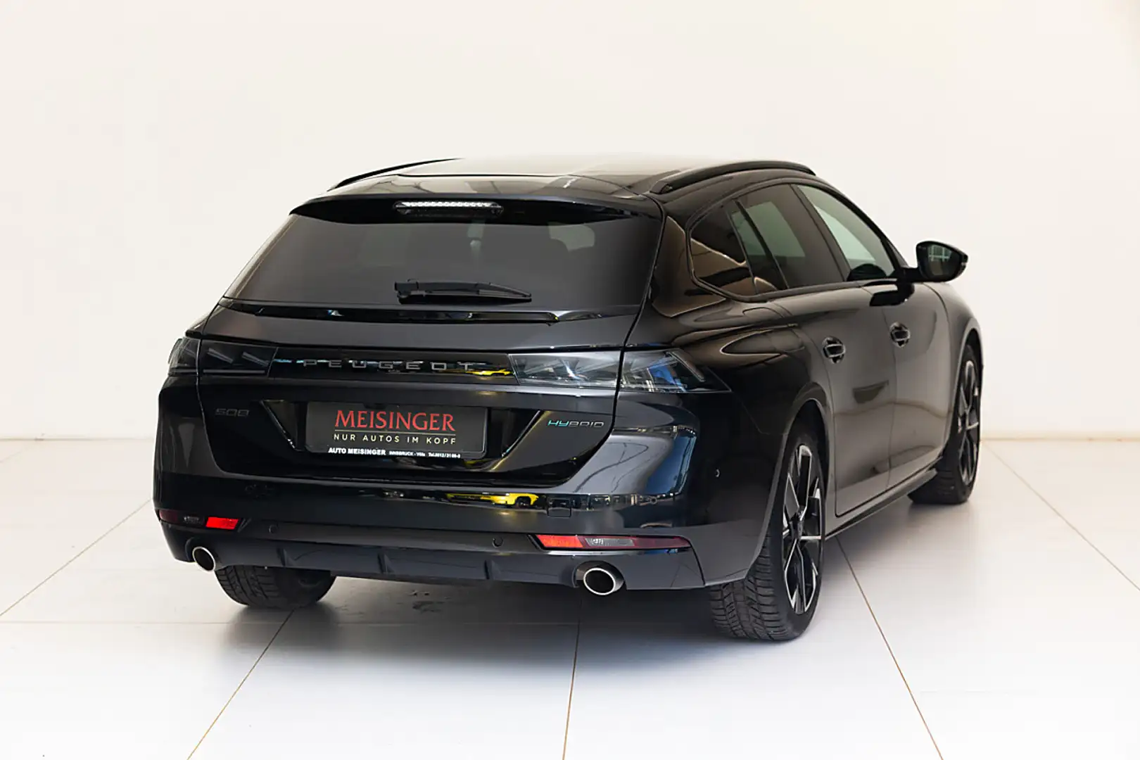 Peugeot 508 SW Hybrid 225 PHEV e-EAT8 Allure Aut. Schwarz - 2