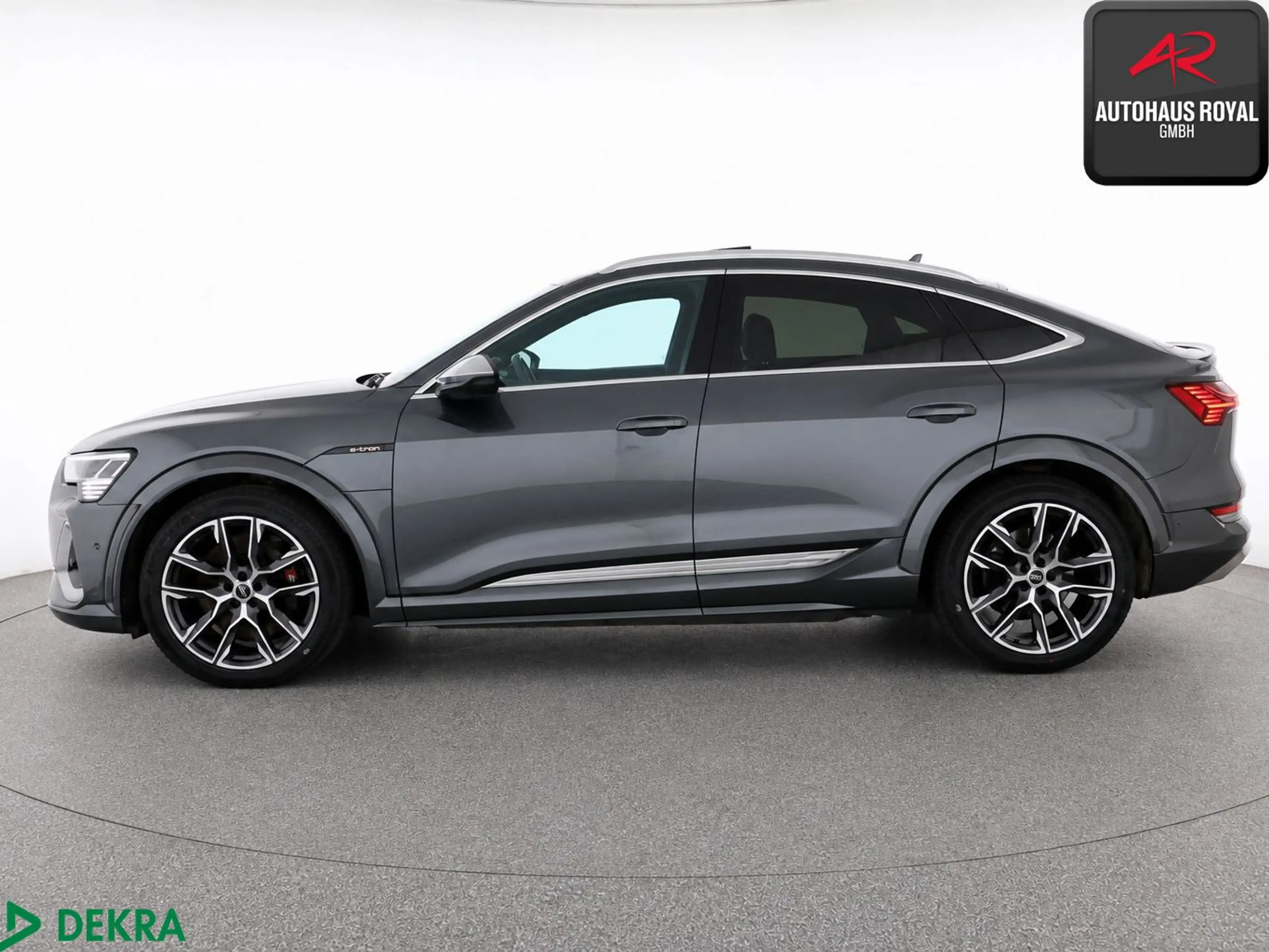 Audi e-tron Sportback qu S PANO,HUD,360°,BANG+O,ACC — photo 2