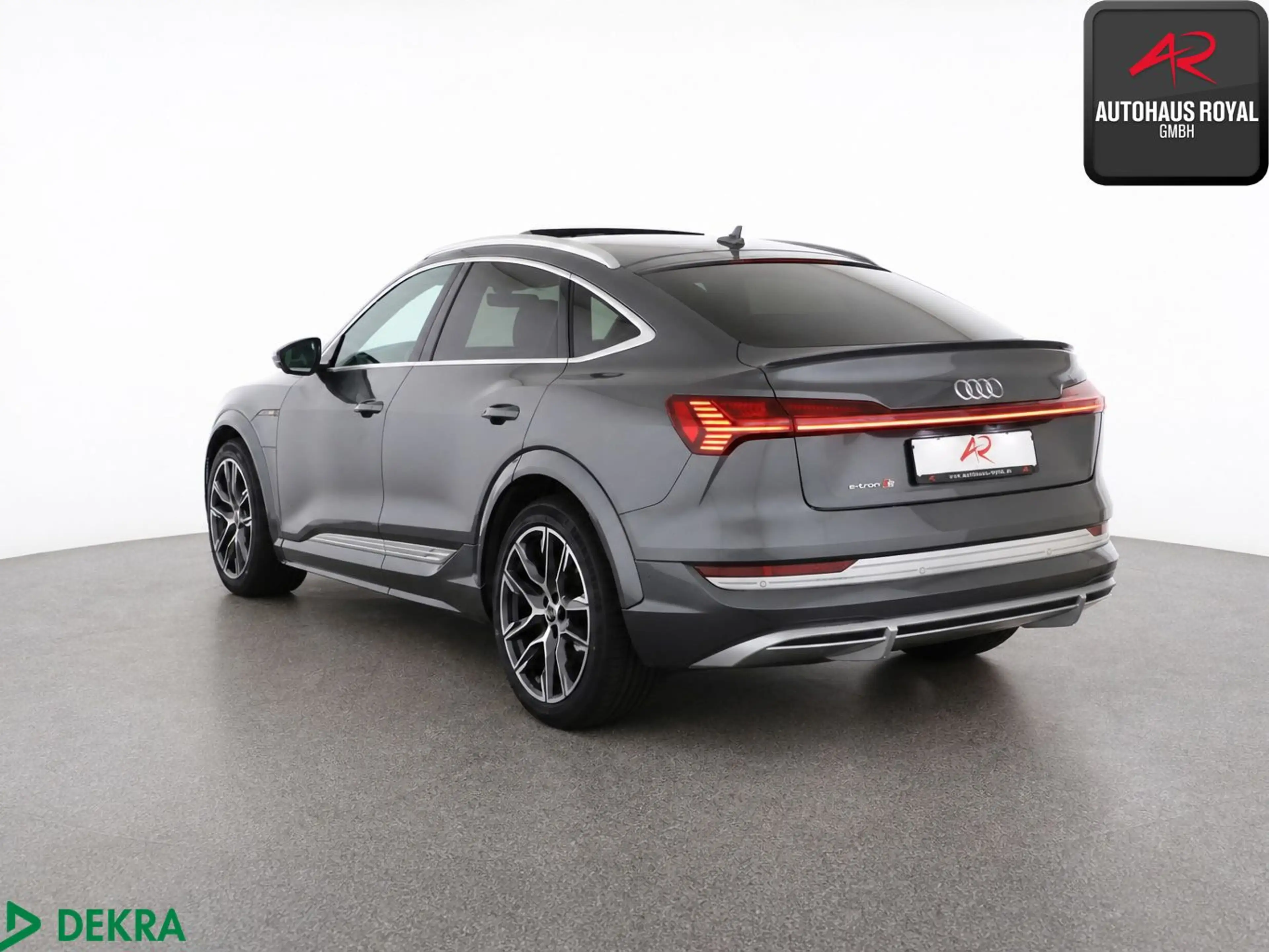 Audi e-tron Sportback qu S PANO,HUD,360°,BANG+O,ACC — photo 3
