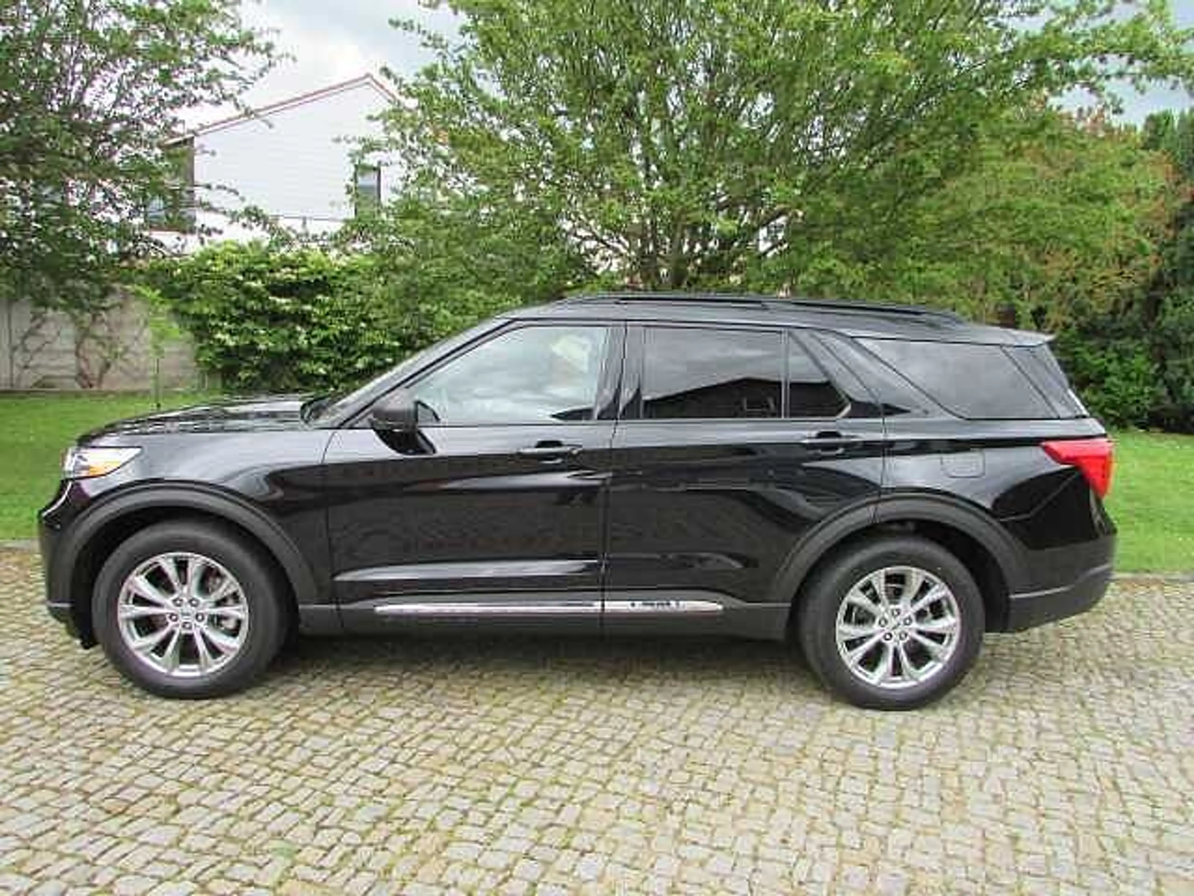 Ford Explorer 4x4 XLT  Premium Pack Leder Panorama2,3 Ecoboost — photo 5