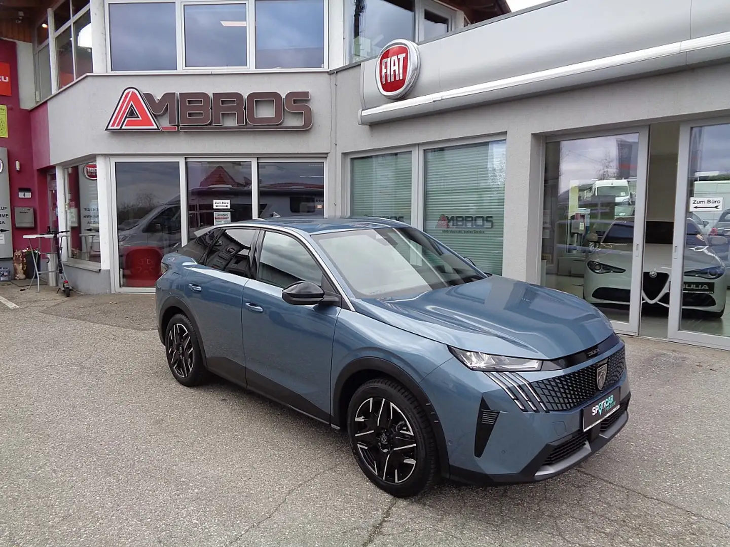 Peugeot 3008 Hybrid 136 E-DCS6 Allure Automatik Mildhybrid Blauw - 1