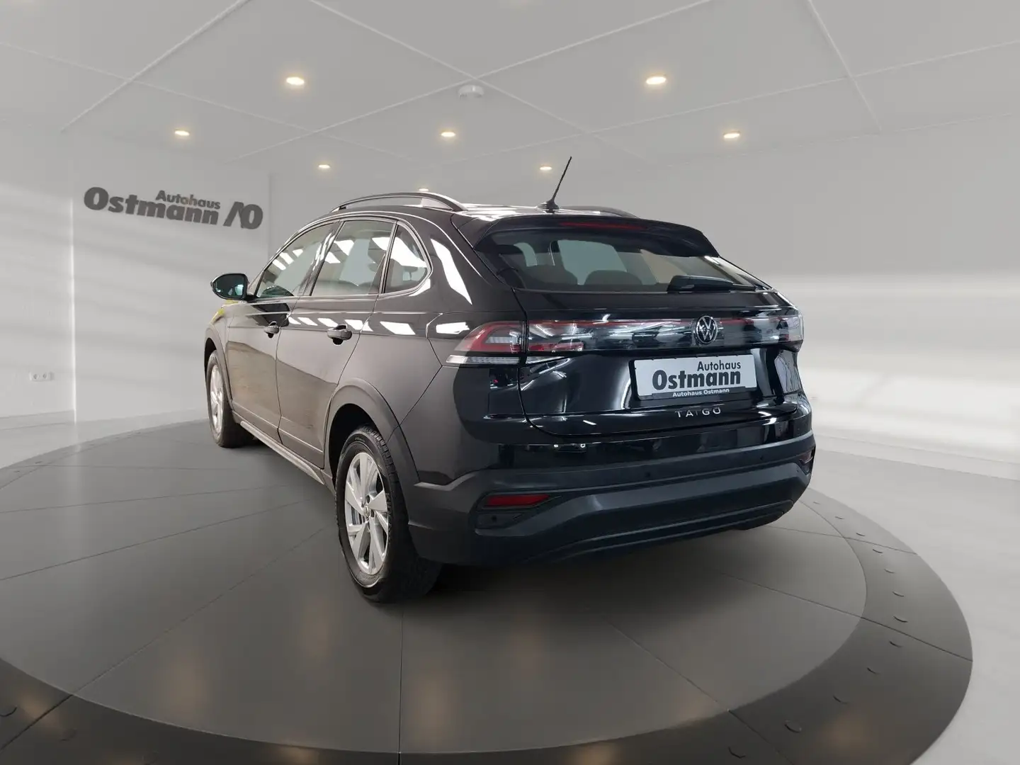 Volkswagen Taigo 1.0 TSI Life AHK ACC Climatr. SHZ LED Schwarz - 2