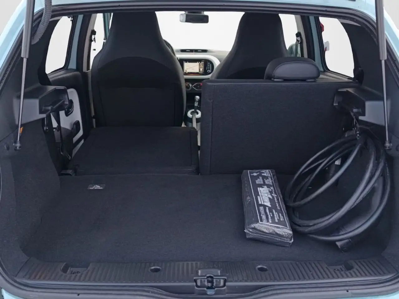 Renault Twingo Electric Techno Ganzjahresreifen NAVI 18