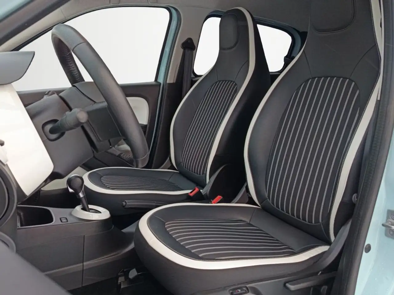 Renault Twingo Electric Techno Ganzjahresreifen NAVI 9